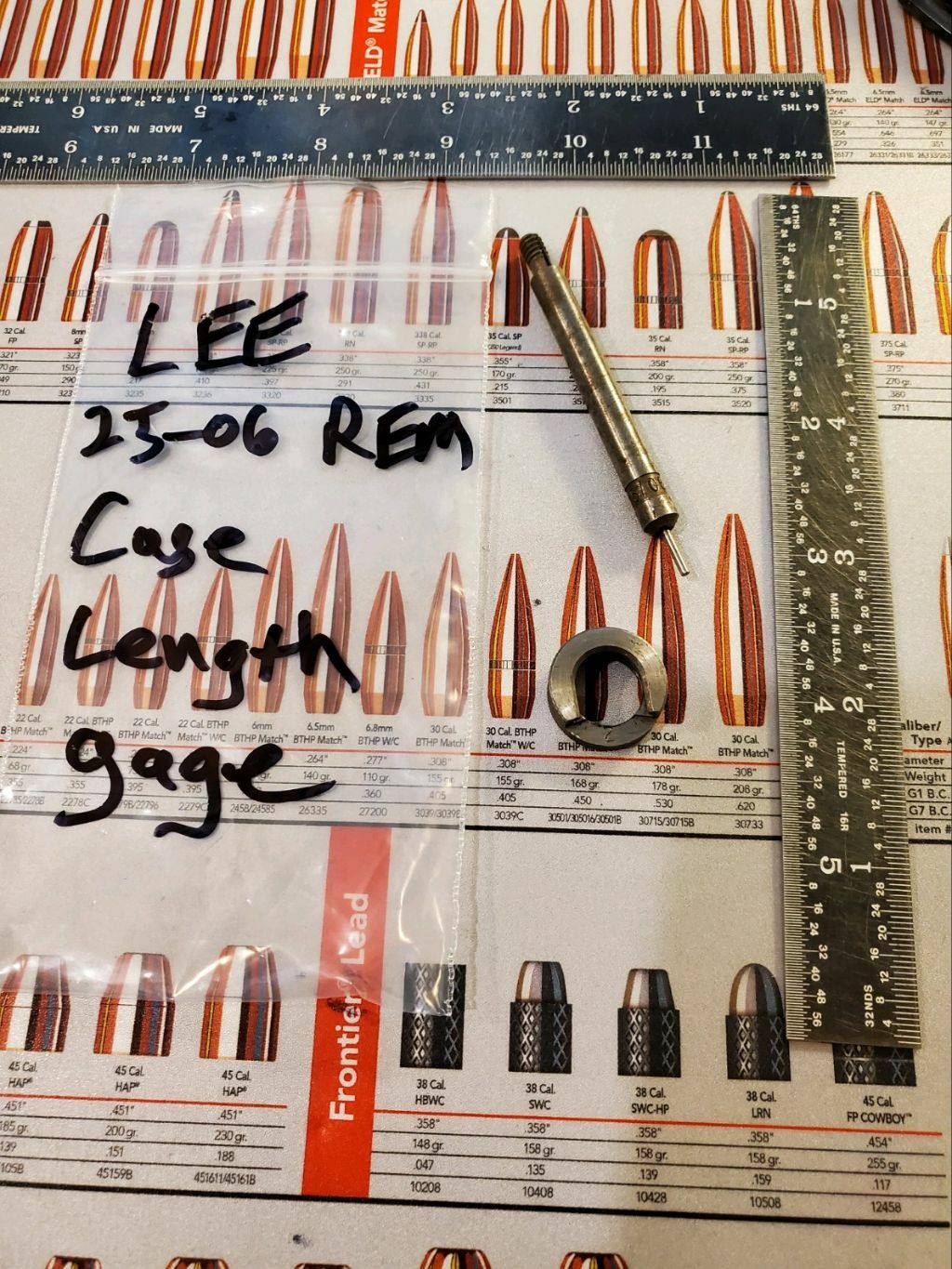 Lee case length gauge and shell holder for trimmer .25-06 REM Used