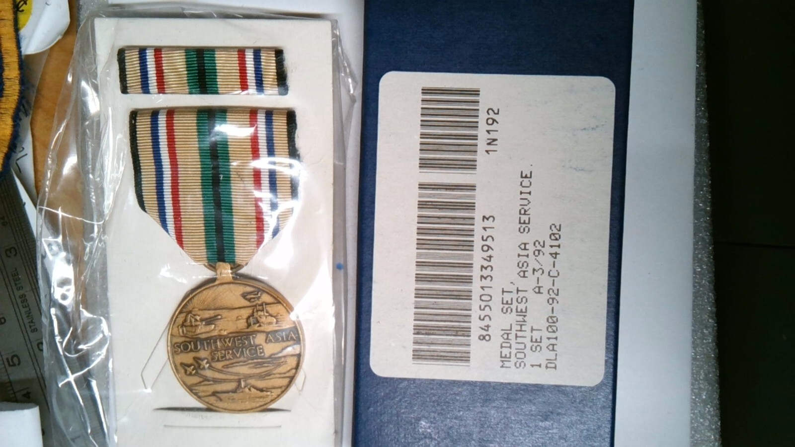 US MILITARY INSIGNIA MEDAL AWARD SOUTHWEST ASIA SERVICE FULL SIZE & RIBBON NIB