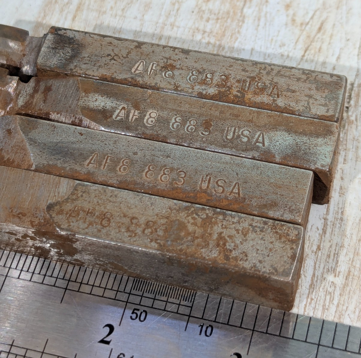Lot 4 MICRO 100 AR-8 883 Carbide Lathe Tool Bits 1/2" Square USED