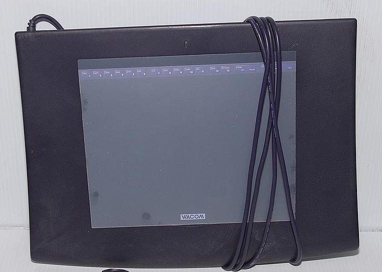 Wacom Intuos 2 XD-0608-U Tablet