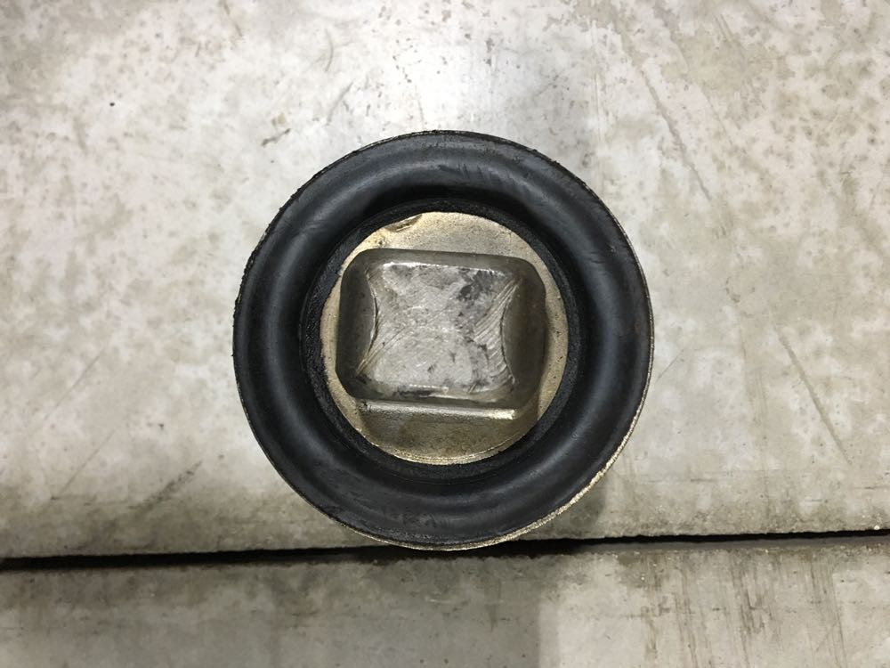 Meritor Suspension Bracket A2297V4806 (641-10706)