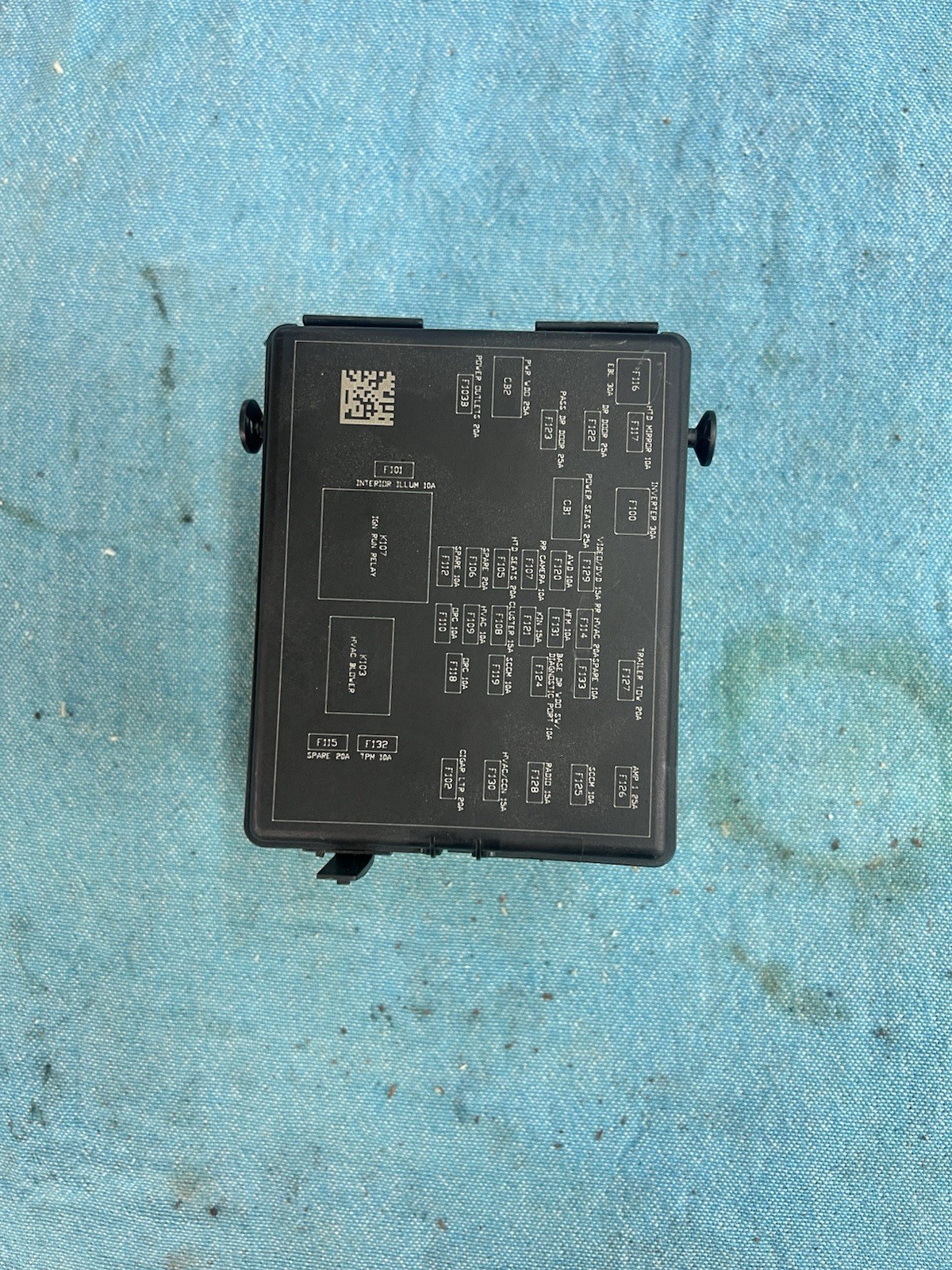 2011-2020 dodge journey 3.6L intelligent fuse box power module 68068355AB OEM 12