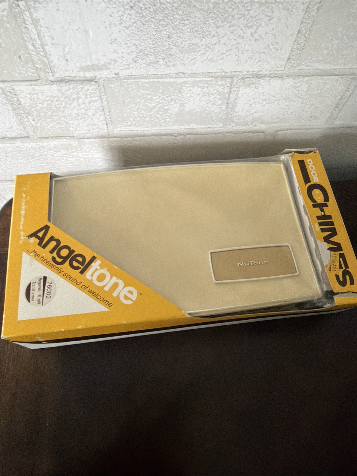Vintage NuTone Angel Tone Two-Note Door Chime Beige Surface Mounted NOS