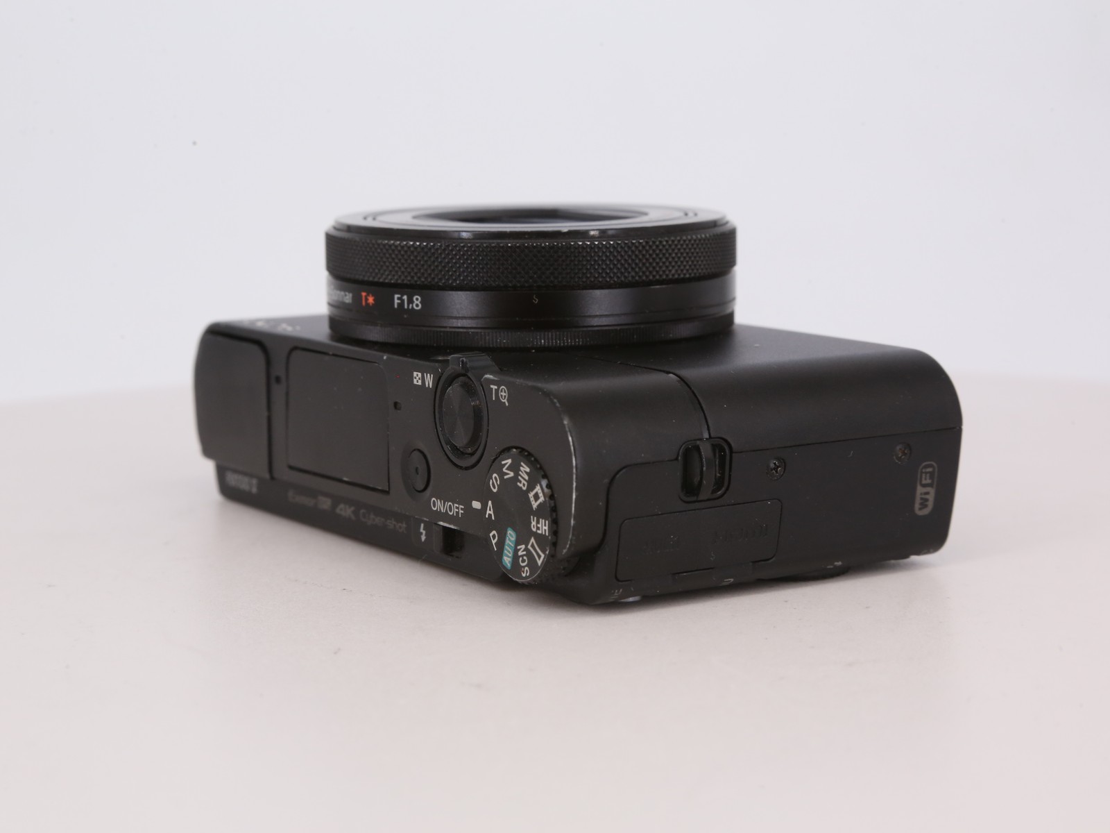 [Good, Fast Shipping] Sony DSC-RX100 V M5 Camera