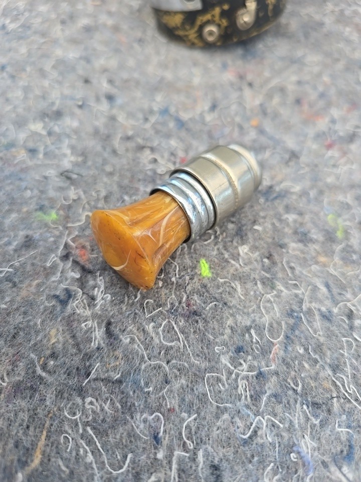 VINTAGE AMBER MARBELIZED CIGARETTE LIGHTER