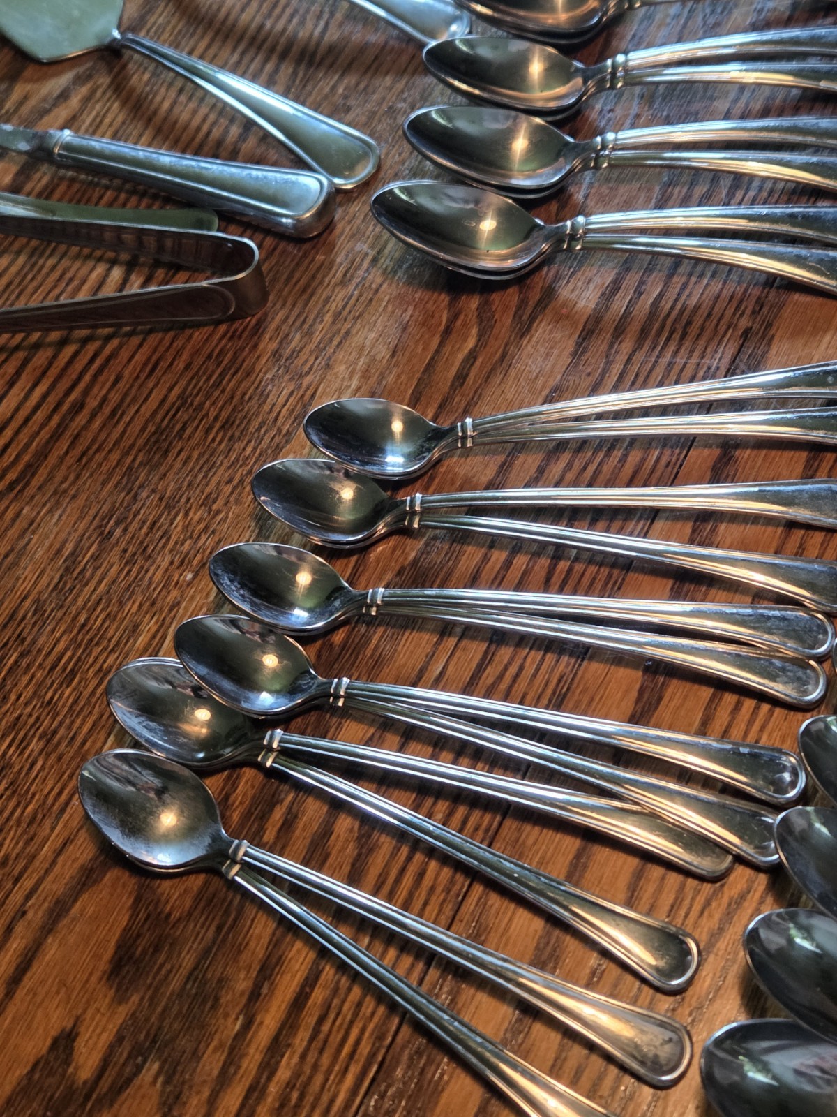71 Pcs Reed & Barton MENDON Select 18/10 Stainless Flatware W/ Large Serving Pcs