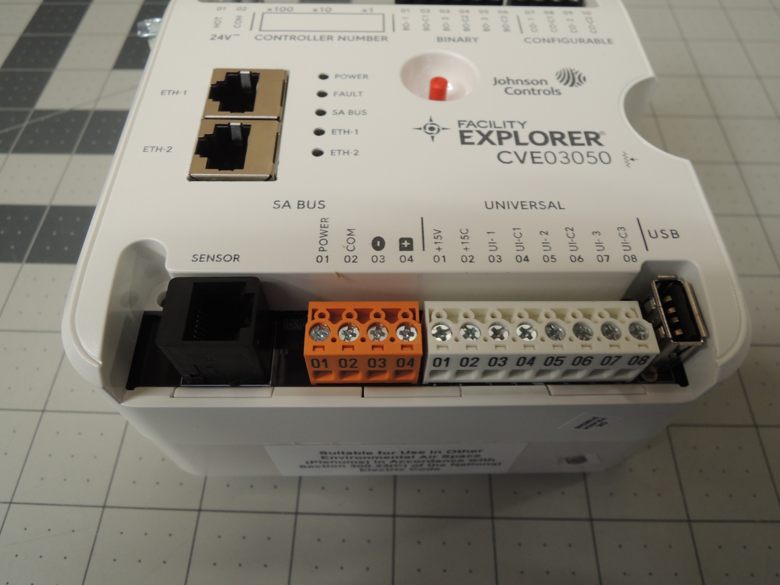 Johnson Controls F4-CVE03050-0P VAV Box Controller w/ Actuator & DPT Sensor