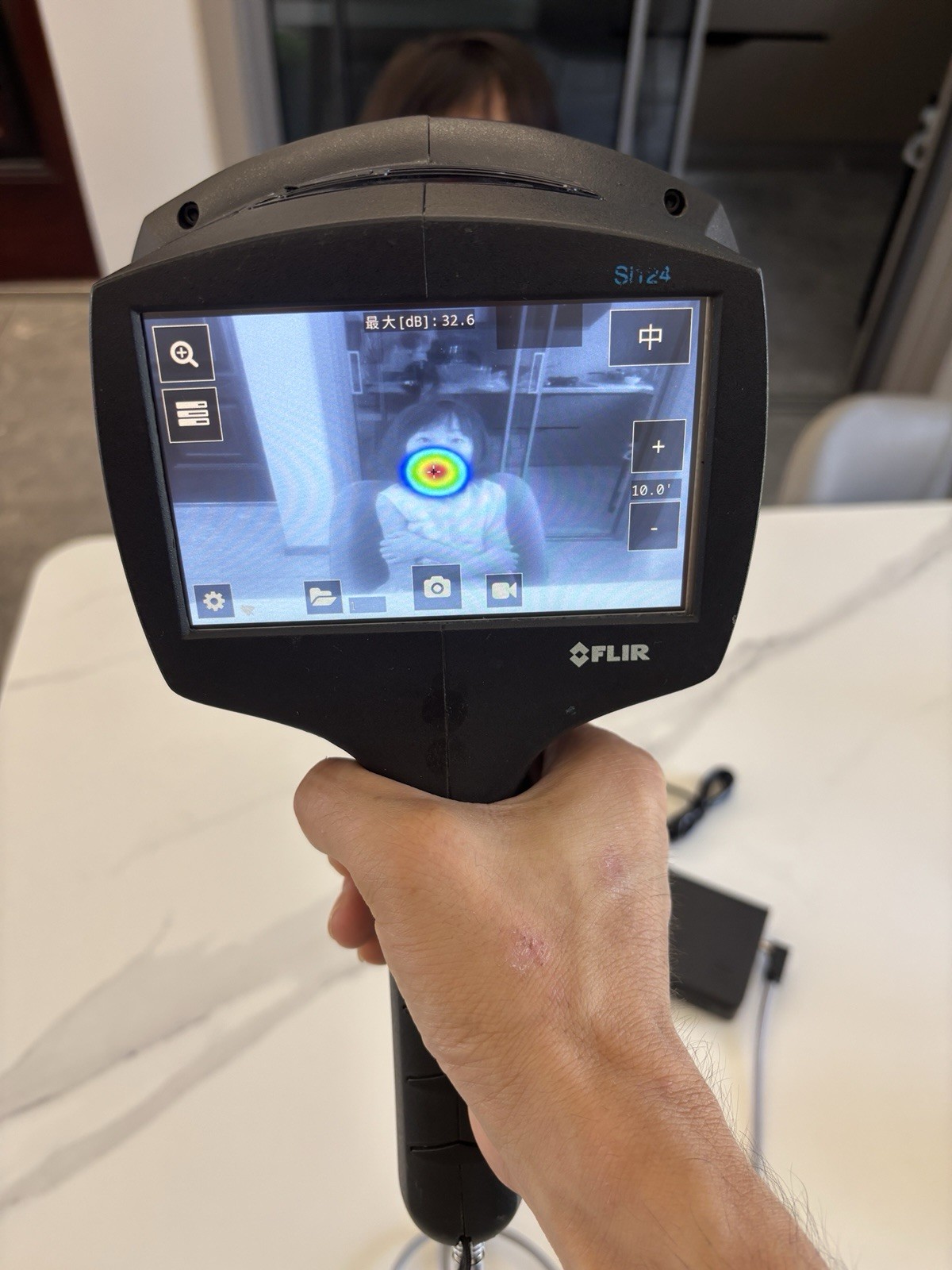 FLIR Si124 Acoustic Imaging Camera for Compressed Air Leak Detection