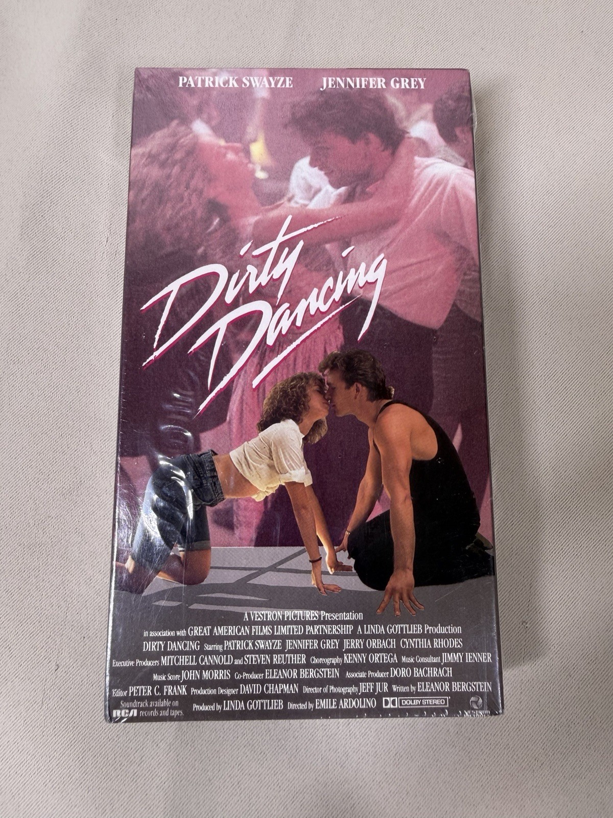 Dirty Dancing VHS Tape Brand New Factory Sealed 1987 “Live” Watermarks RARE