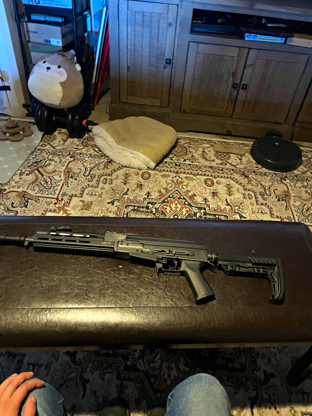 Airsoft Rifle w/ Foldable Stock