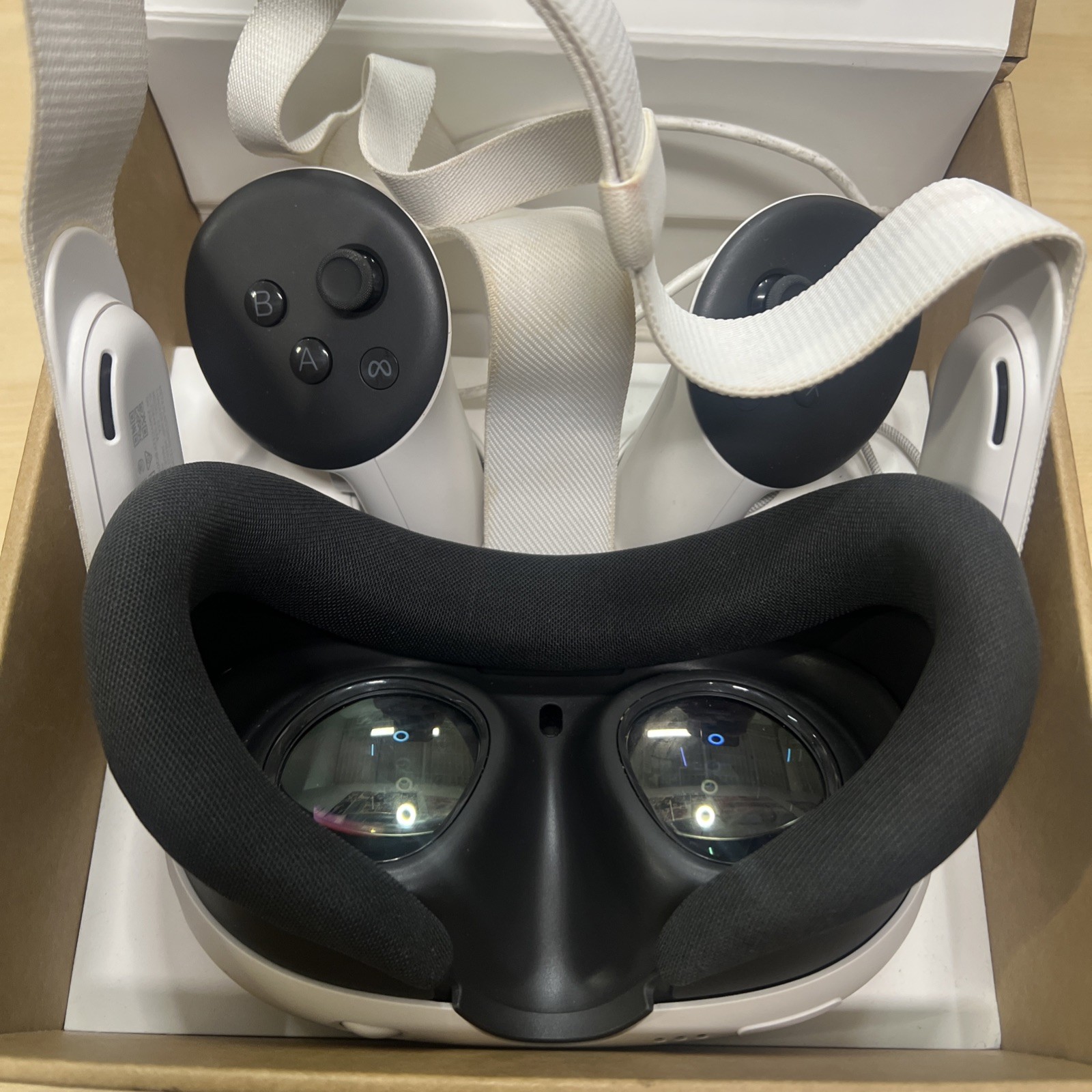 Meta Quest 3 128gb Standalone All-in-One VR Headset