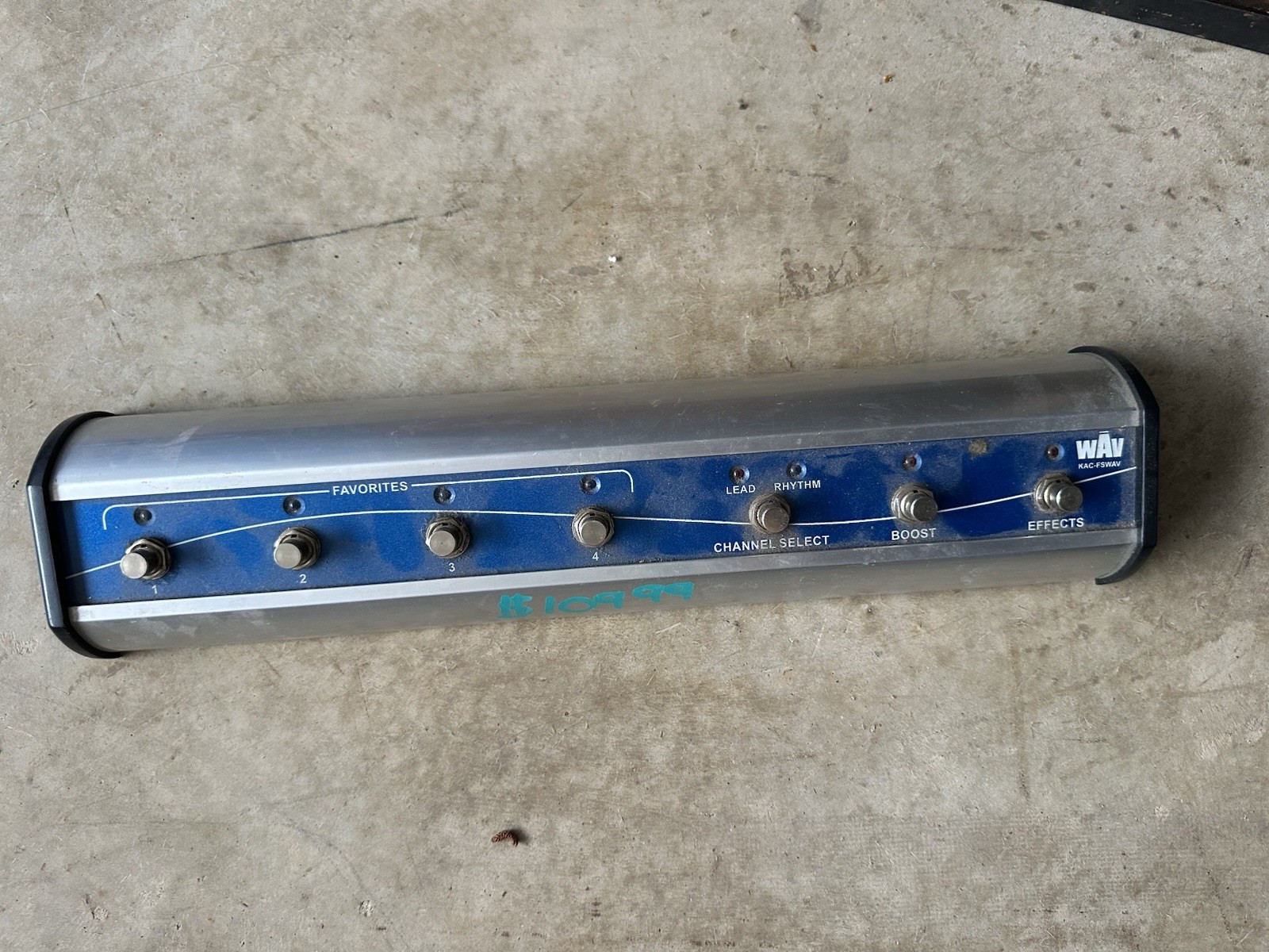 WAV Amplifier Footswitch Model KAC-FSWAV