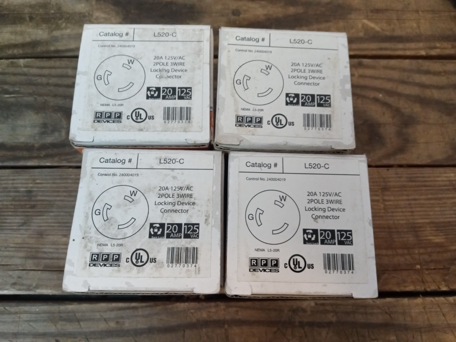 4 20A 125V/AC 2 Pole 3 Wire Locking Device Connector L520-C RPP DEVICES