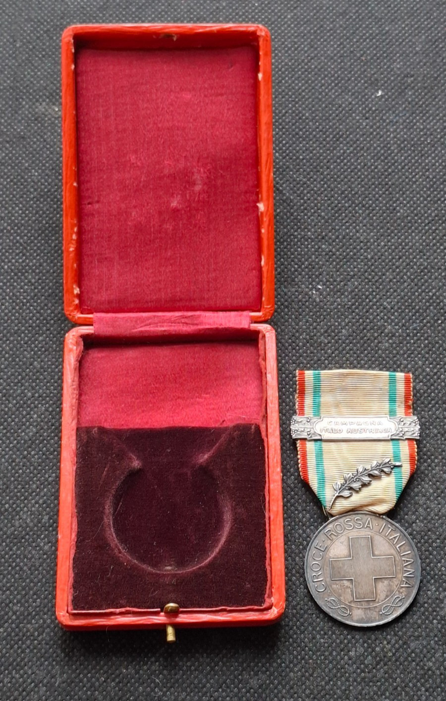 CRI Volunteer Merit Medal Italian Pink Cross Italian-Austrian Bar