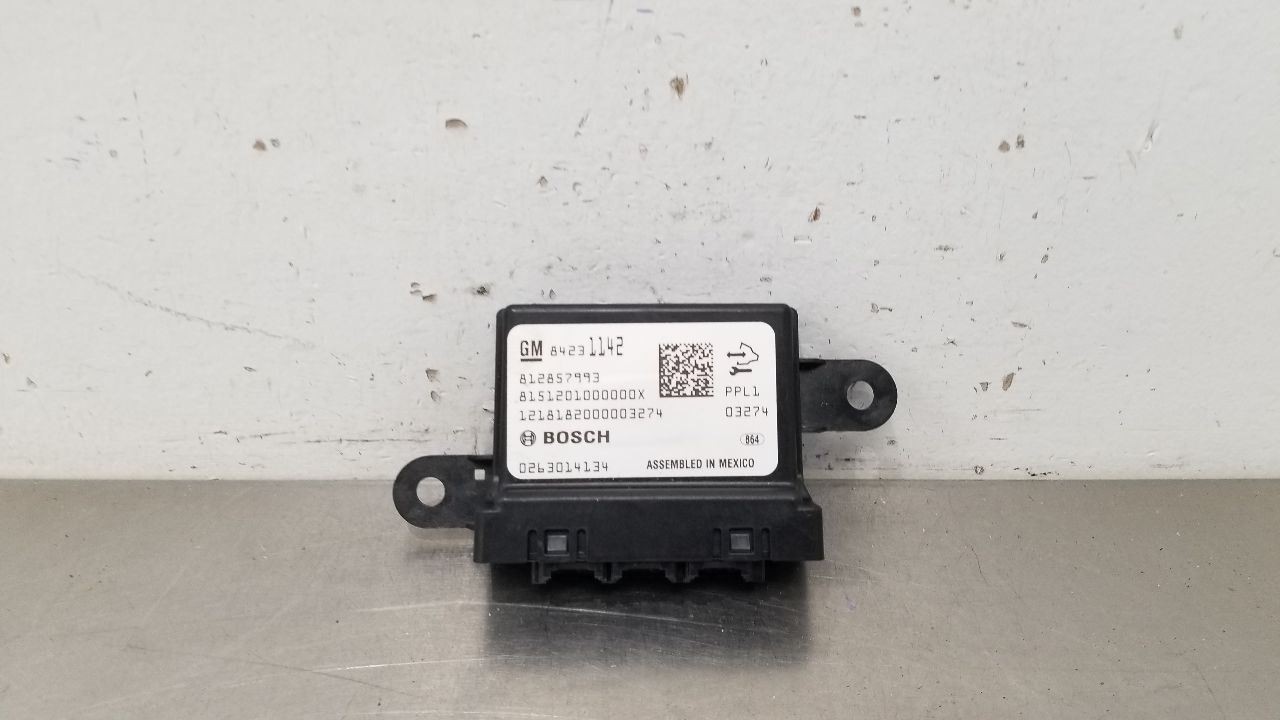 19 GMC YUKON DRIVER PARK ASSIST CONTROL MODULE 84231142