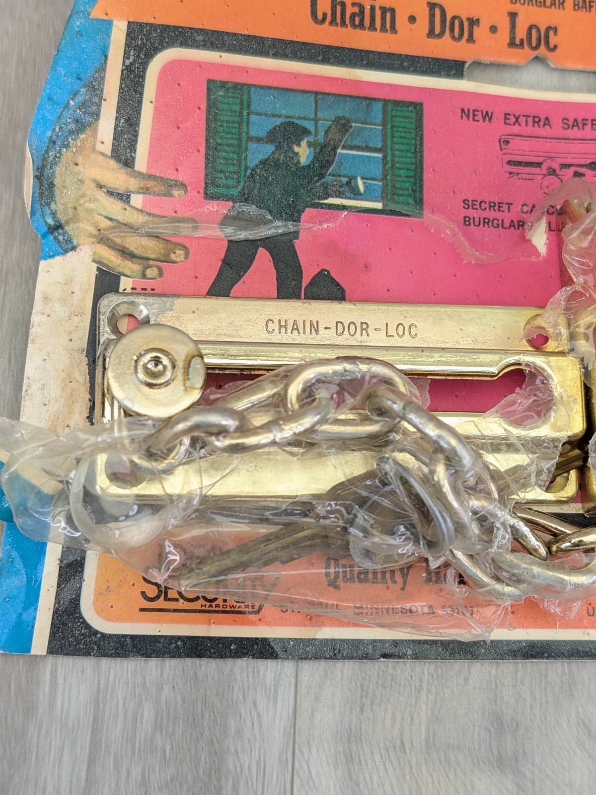 Made USA Ideal Security Lockable Chain Door Lock SK-28 Open Box Missing Screws