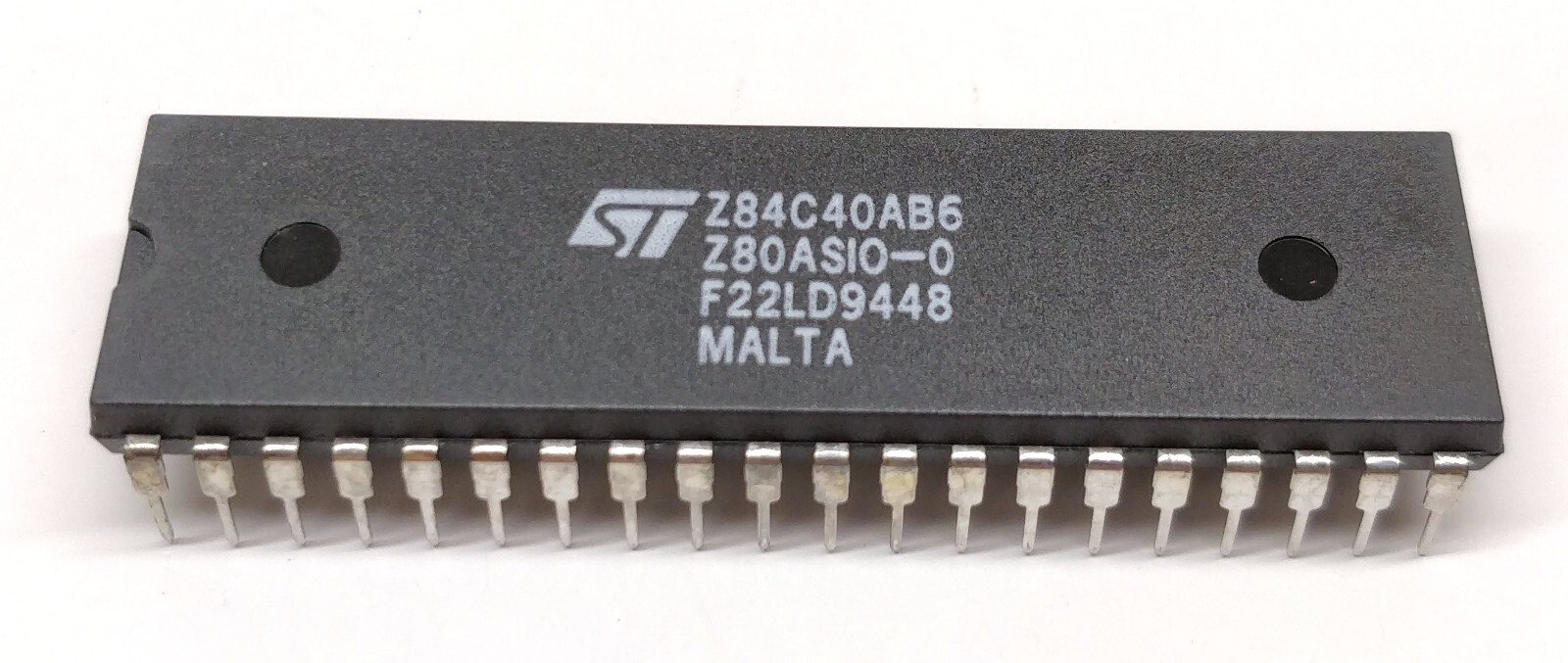 Z84C40AB6 | Z80 SIO-0 SERIAL INPUT/OUTPUT | 4MHz | CMOS | DIP40 | 1/5/10 pcs