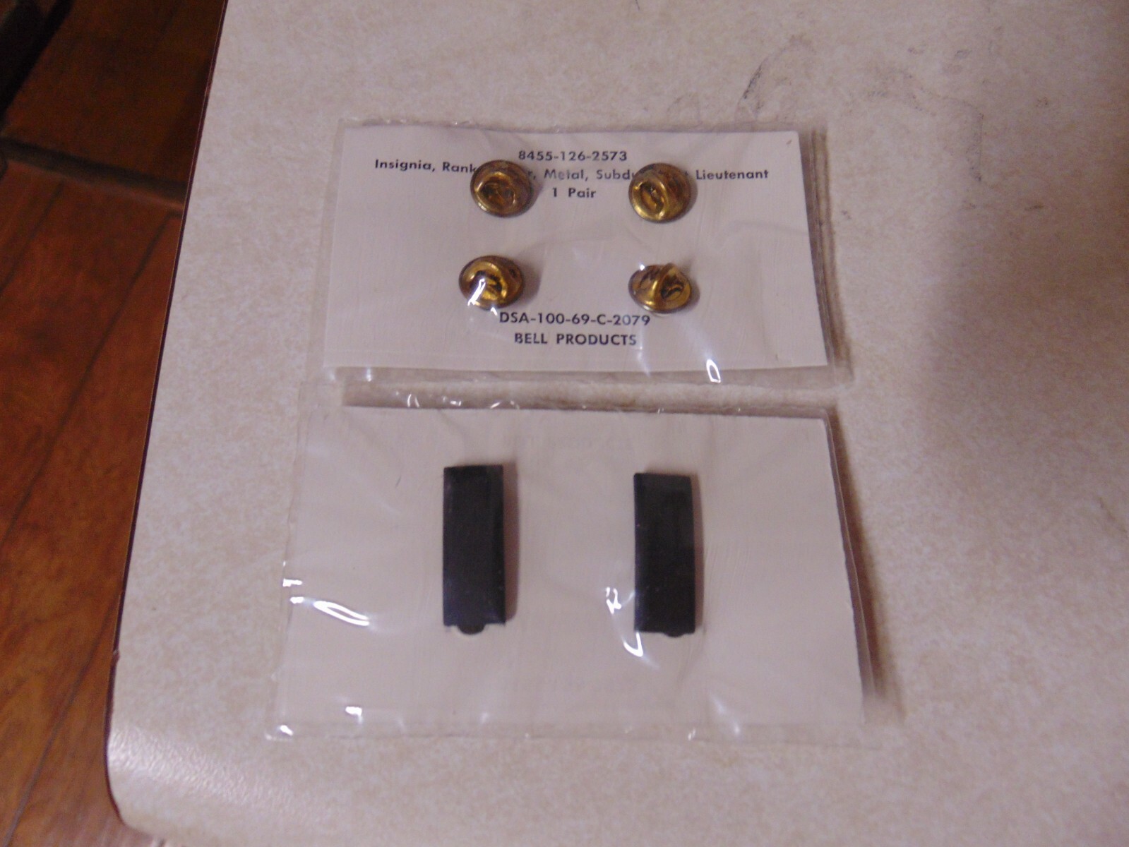 MILITARY INSIGNIA BRAND NEW METAL BLACK SUBDUED SET OF 2 1ST LIEUTENANT BARS