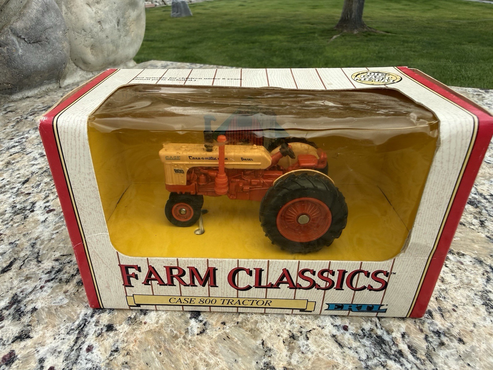 Farm Classics Errol  Vintage 1991 Case 800 Tractor