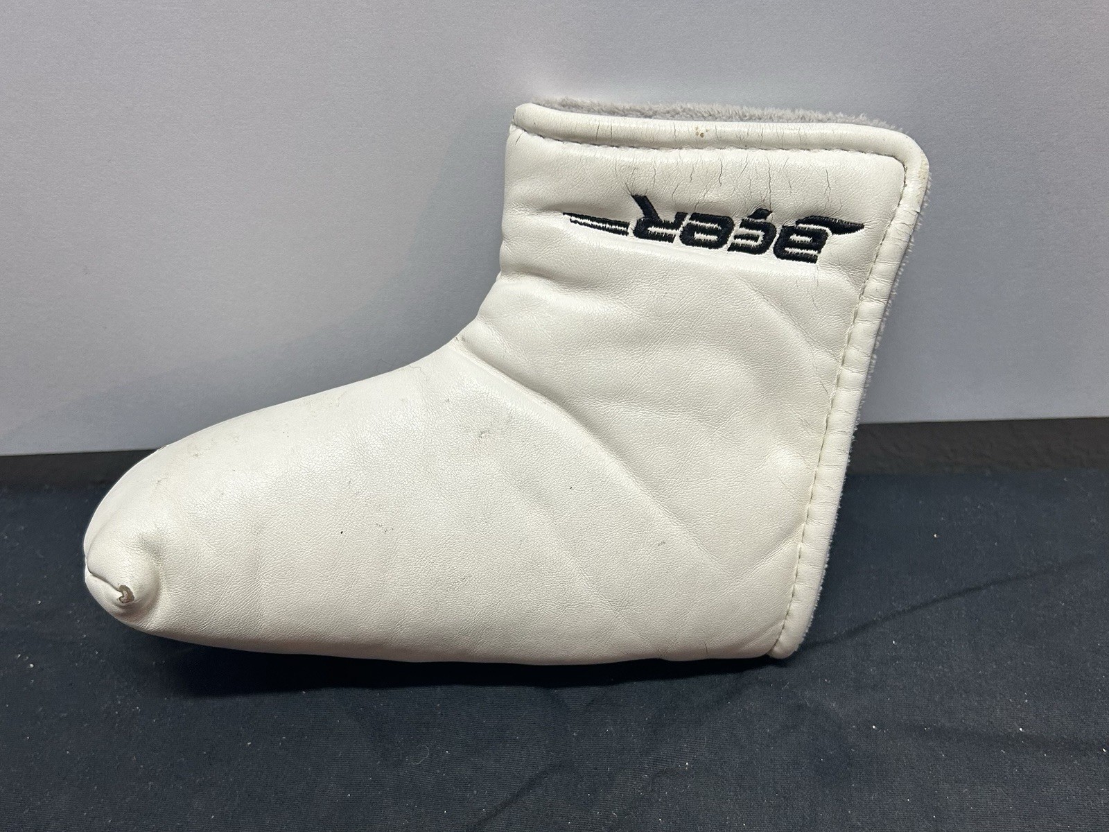 Acer I Sight White Blade Putter Headcover Preowned Condition