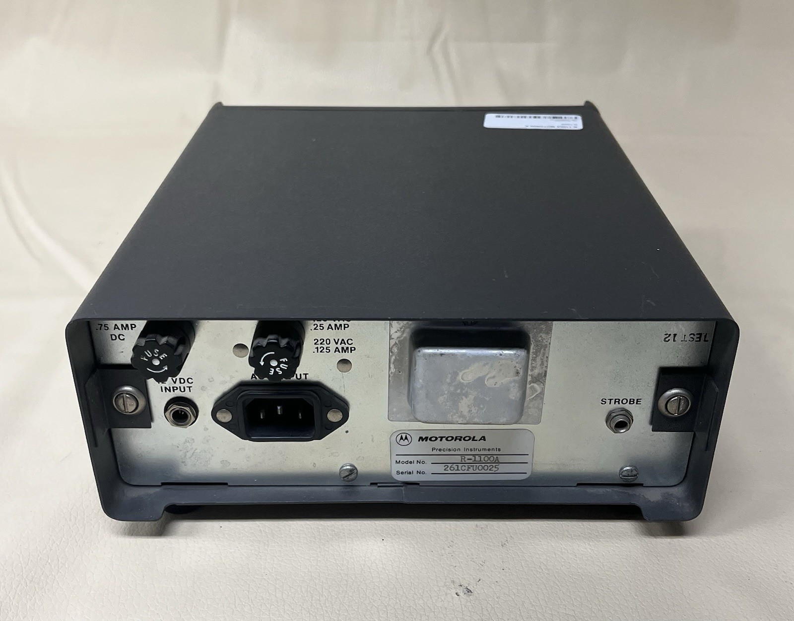 MOTOROLA CODE SYNTHESIZER R-1100A W/Power Cord