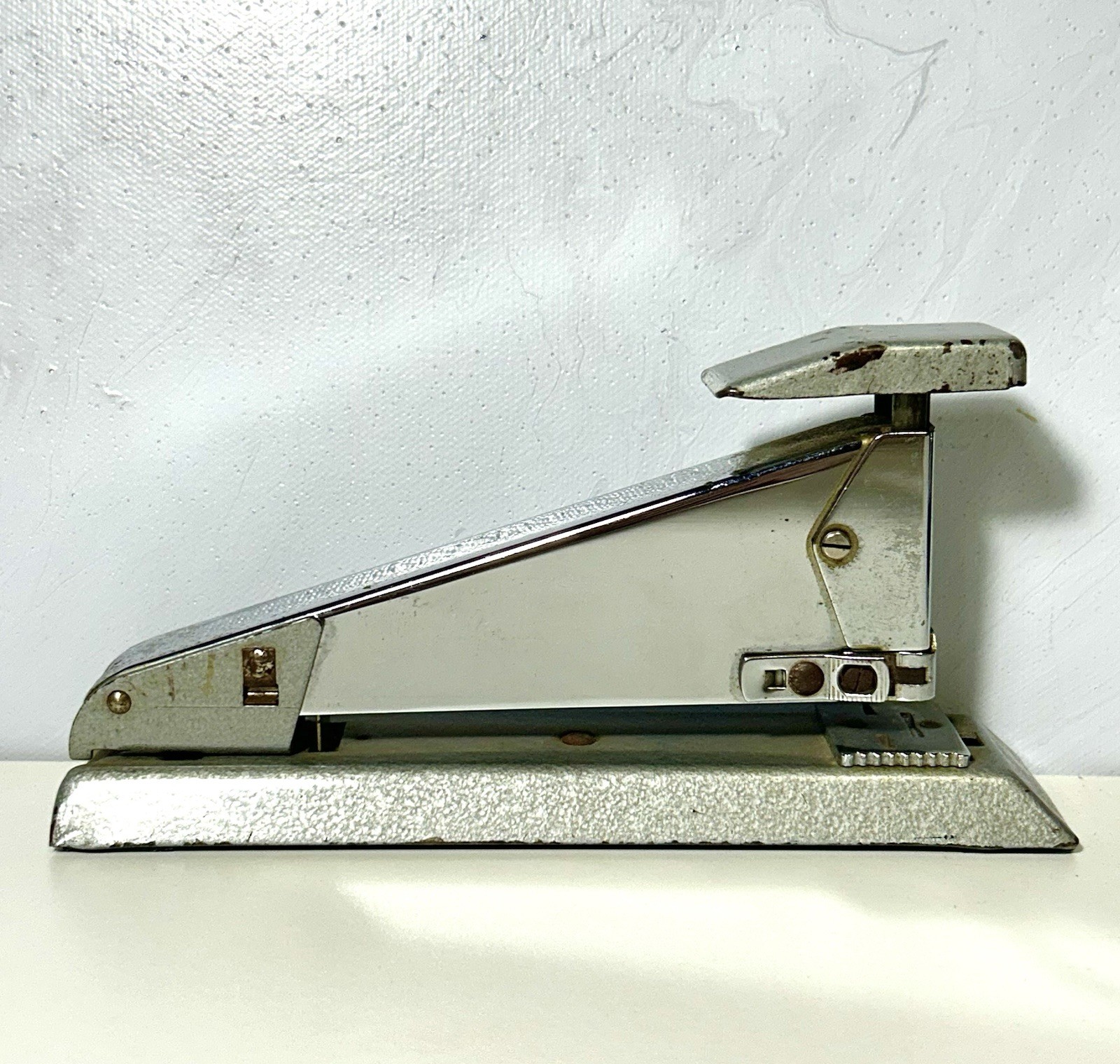 Vintage APSCO 2002 Deluxe Stapler Rockford IL USA Made in Sweden Chrome Metal