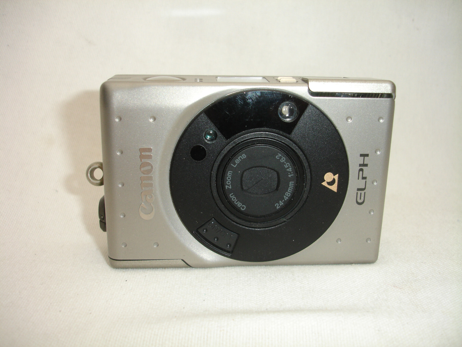 CANON ELPH / Point & Shoot Film Camera sn0160388