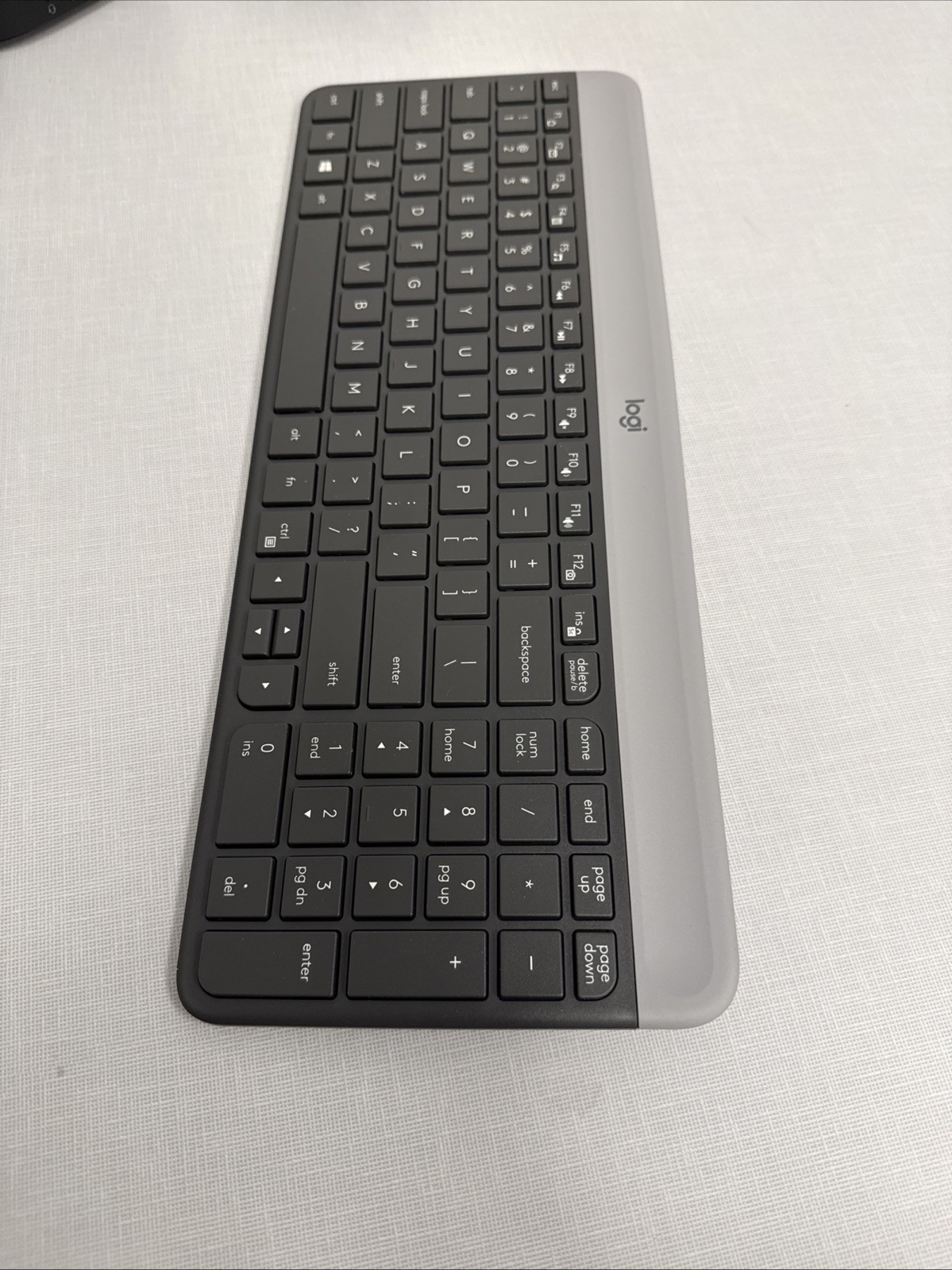 Logitech K470 Full Size Wireless Scissor Keyboard - Black & Silver
