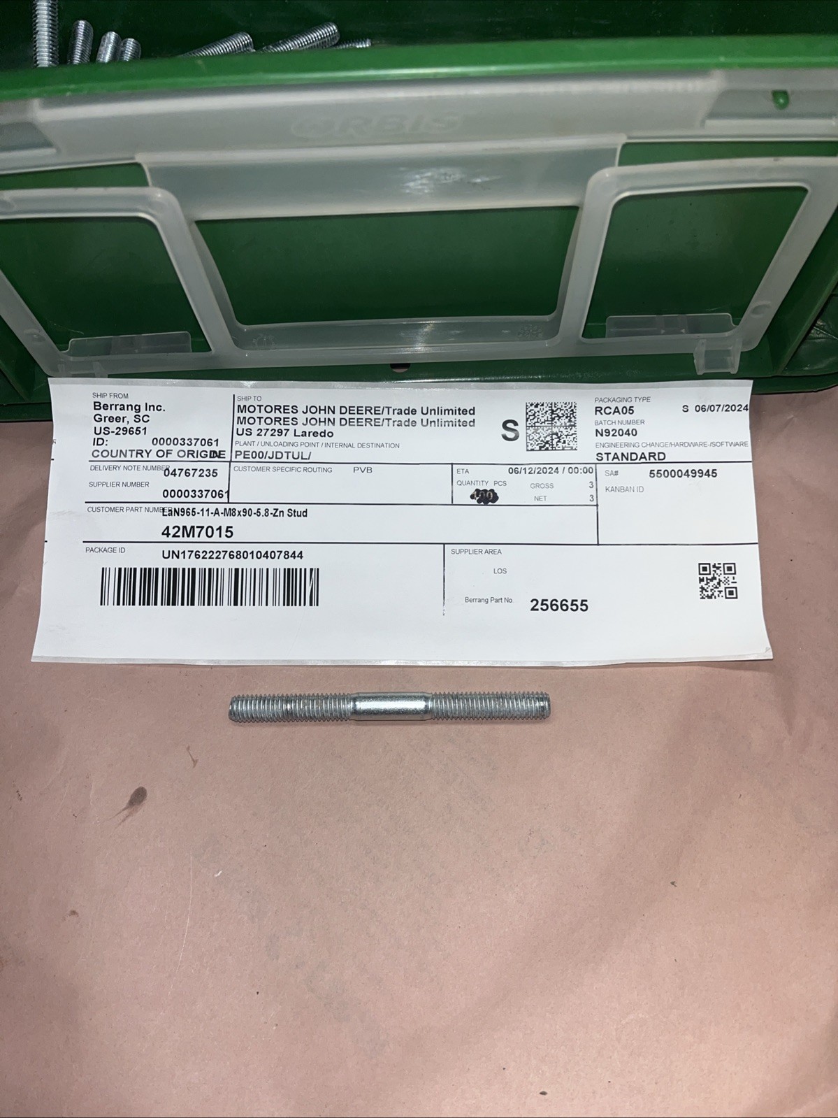 John Deere 42M7015: Stud, M8 X 90