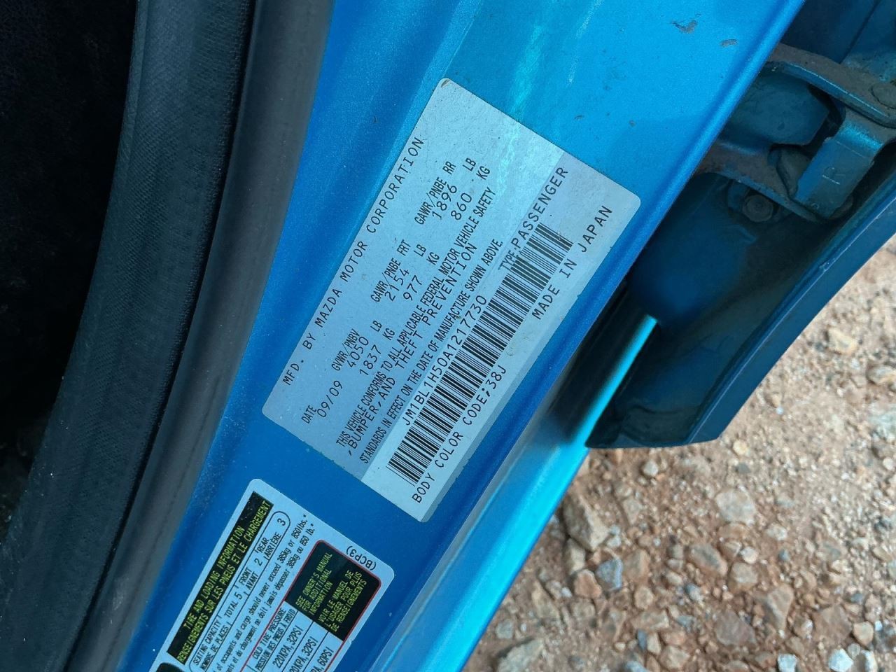 3 2010 Glove Box 4714040