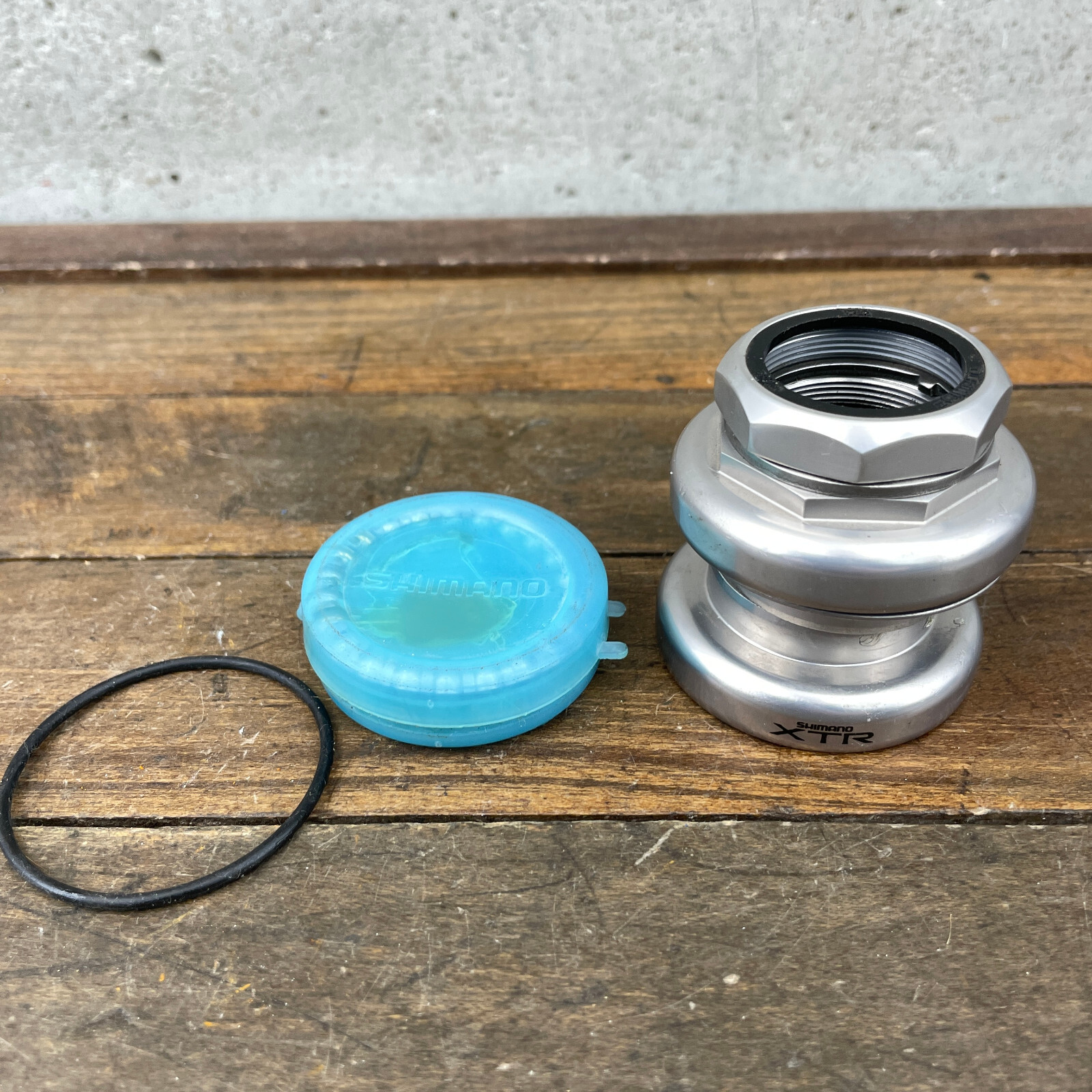 Vintage Shimano XTR M900 Headset 1 1/8 in Threaded  HP-M900 1 1/8" 90s MTB ATB