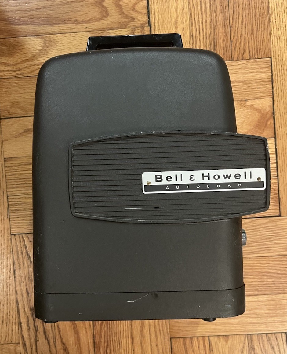 Vintage Bell & Howell Model 256 Auto Load 8mm Film Projector