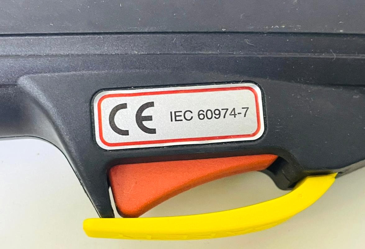 LINCOLN ELECTRIC LC105 Plasma Cutting Torch (Without Box)