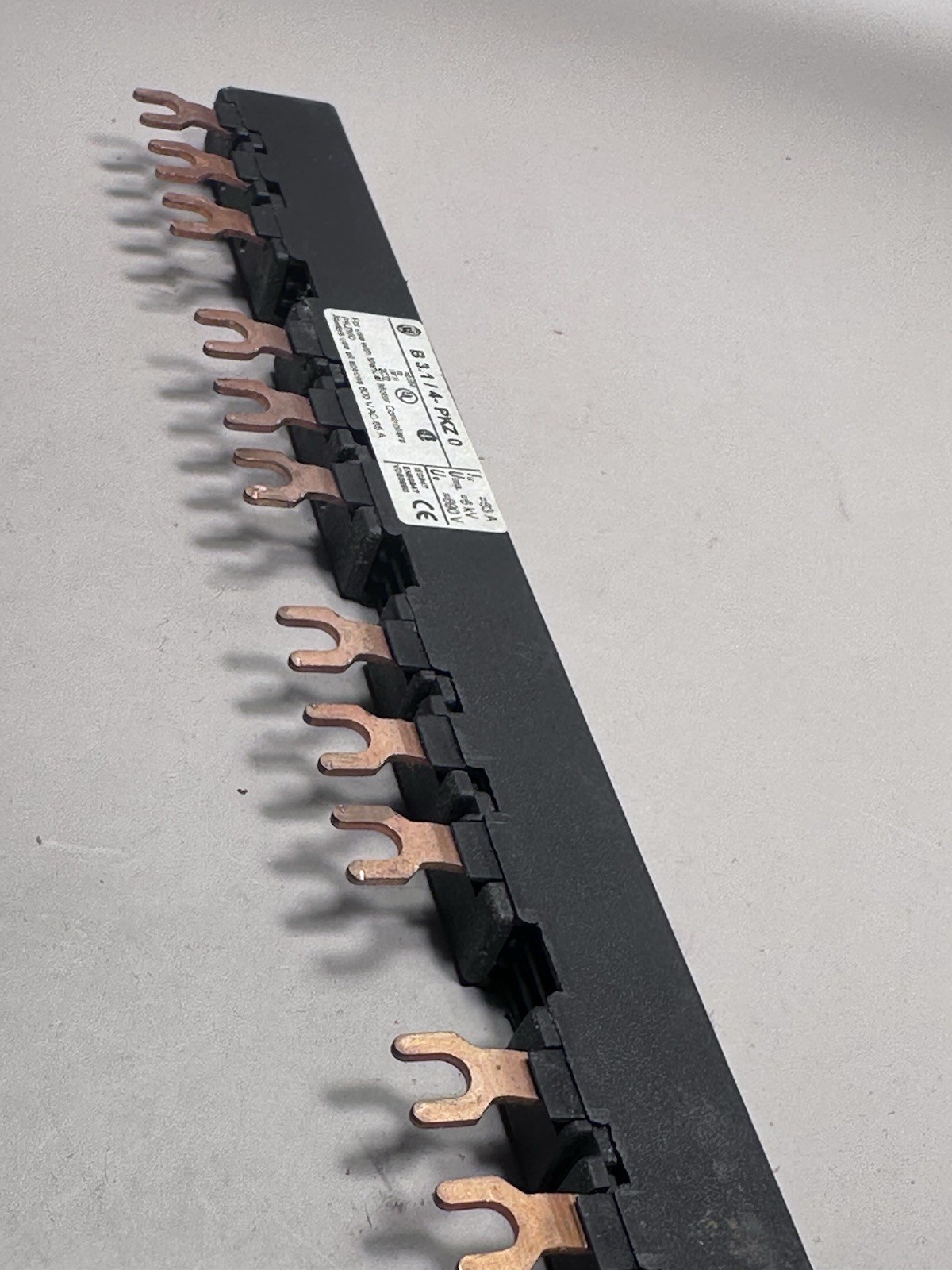 MOELLER B 3.1/4-PKZO TERMINAL BAR