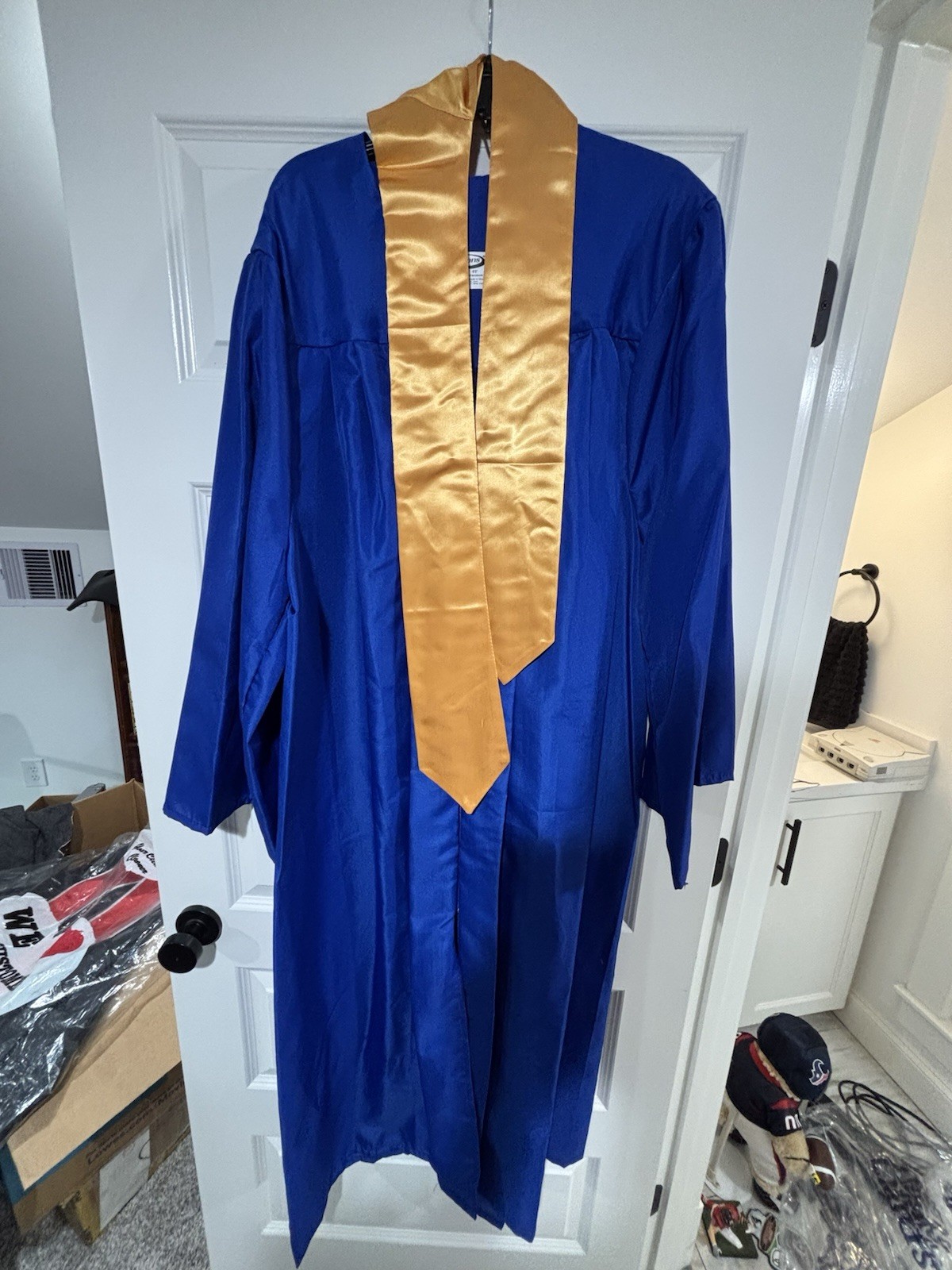 Jostens Men’s Blue Graduation Gown Size 6’ 1”- 6’3”