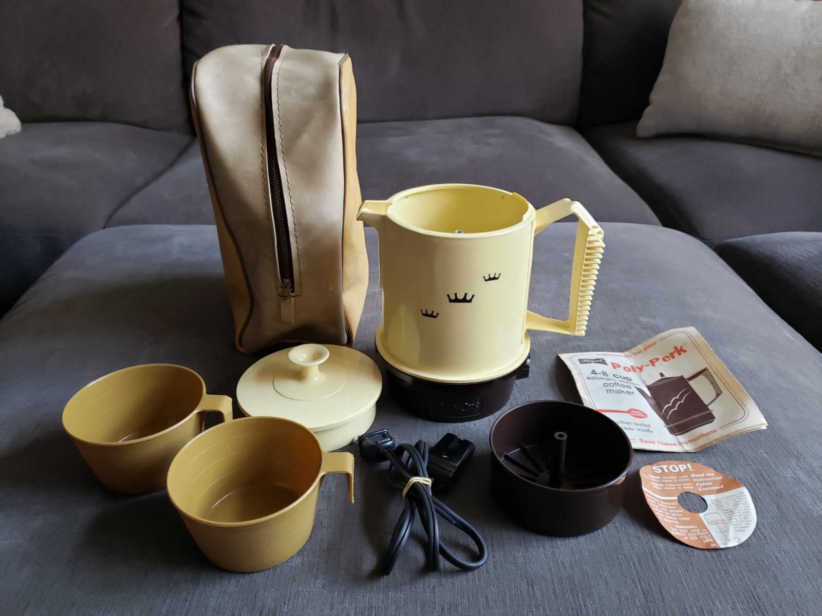 Vtg Regal Poly Perk Coffee Pot w/ Travel Bag Electric 2-4 Cup Harvest Gold READ.