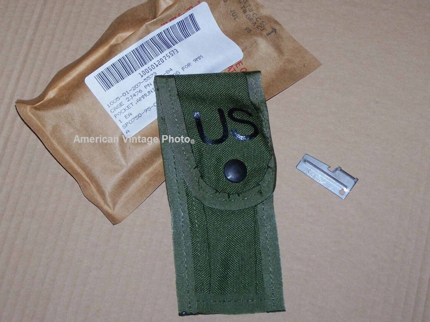 Original Military USGI 9MM Pistol Magazine Pouch ALICE Clips + P38 Shelby Opener