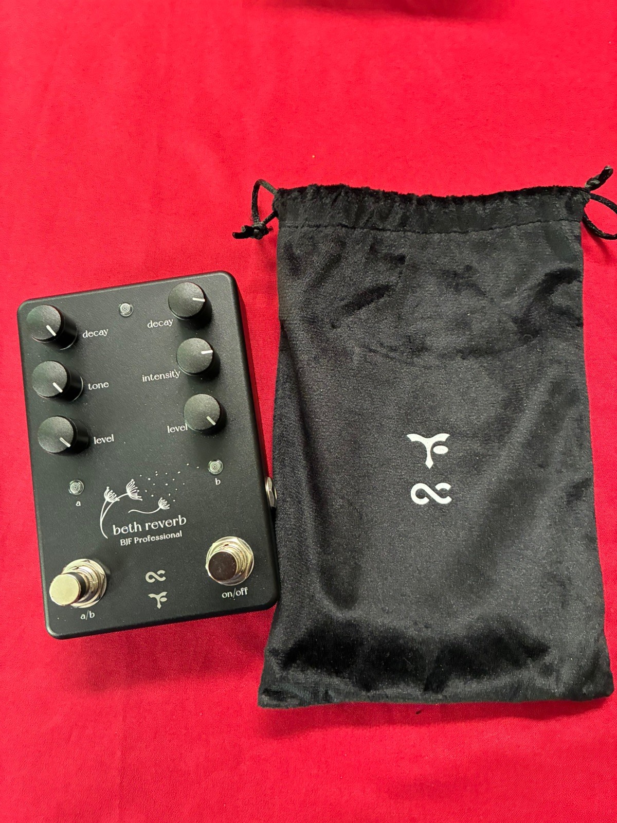 One Control Tomo Fujita Beth Reverb guitar effects pedal