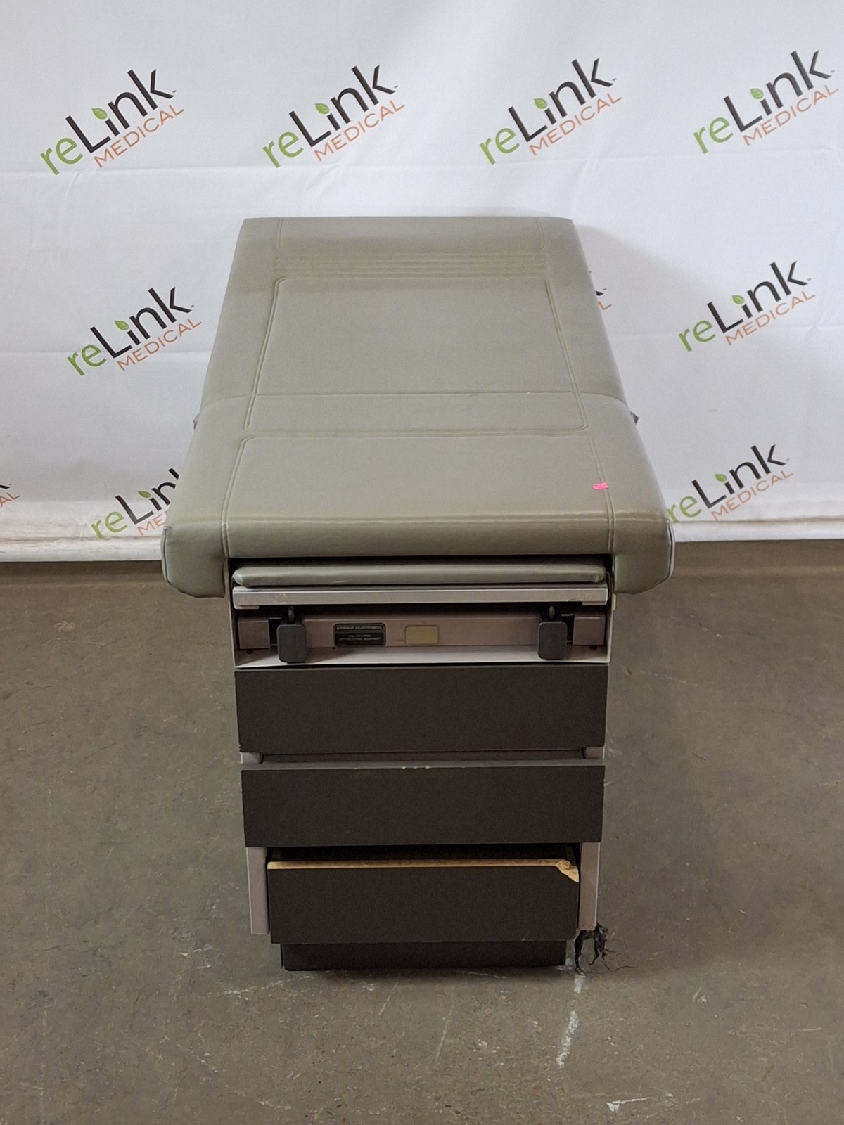 Ritter 104 Exam Table