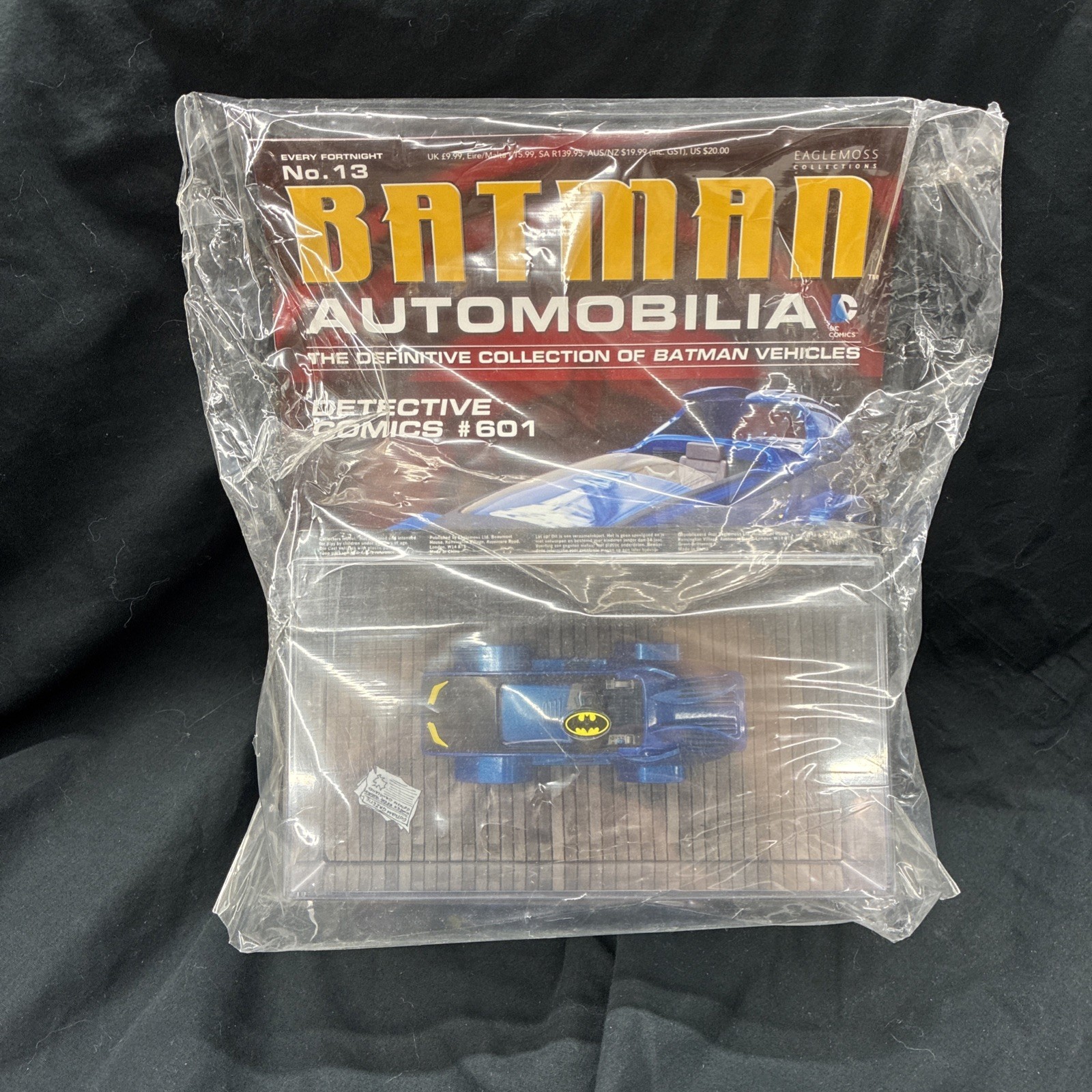 Eaglemoss Batman Automobilia No. 13 Detective Comics #601 Batmobile & Magazine