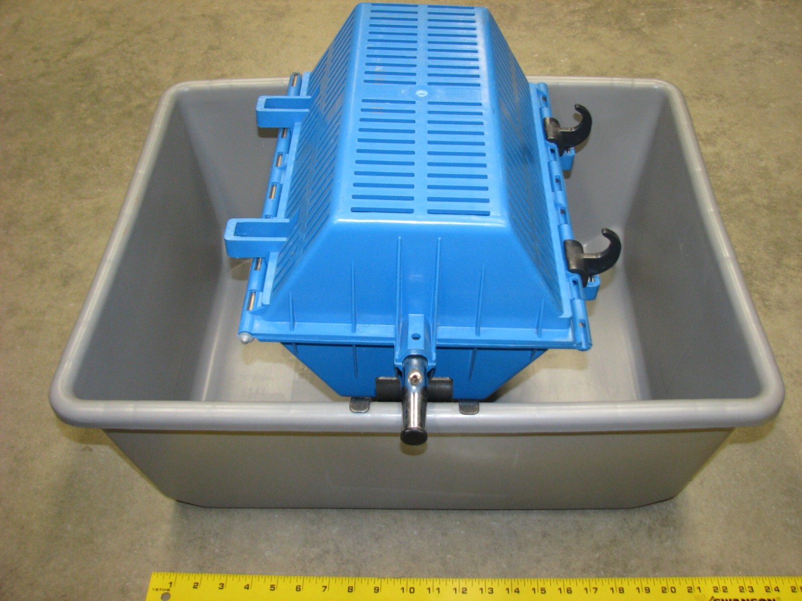 Dillion Precision Large Case Media Separator CM2000