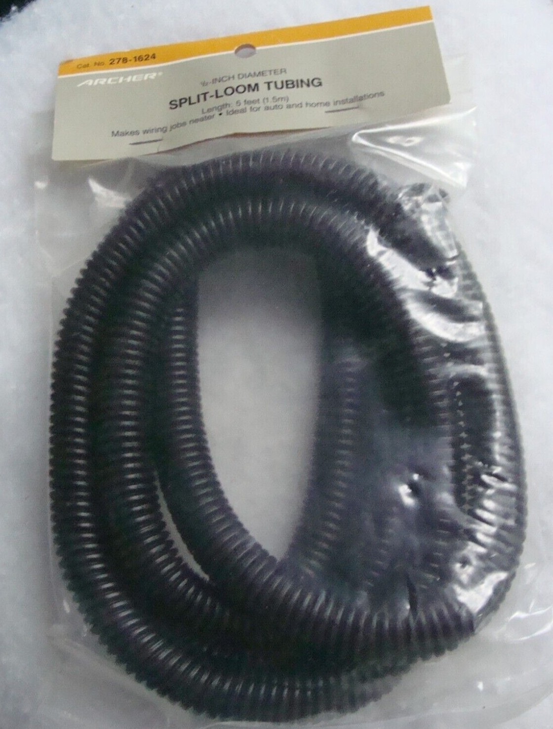 NEW SEALED Archer Radio Shack Split Loom Tubing 5 feet Black Cat No. 278-1624