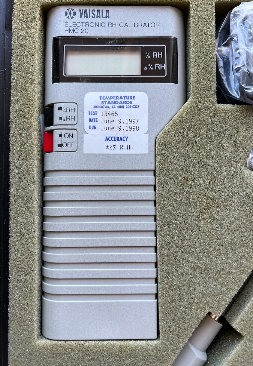 Vaisala HMC 20 Electronic RH Calibrator in Case, Comes with Probe