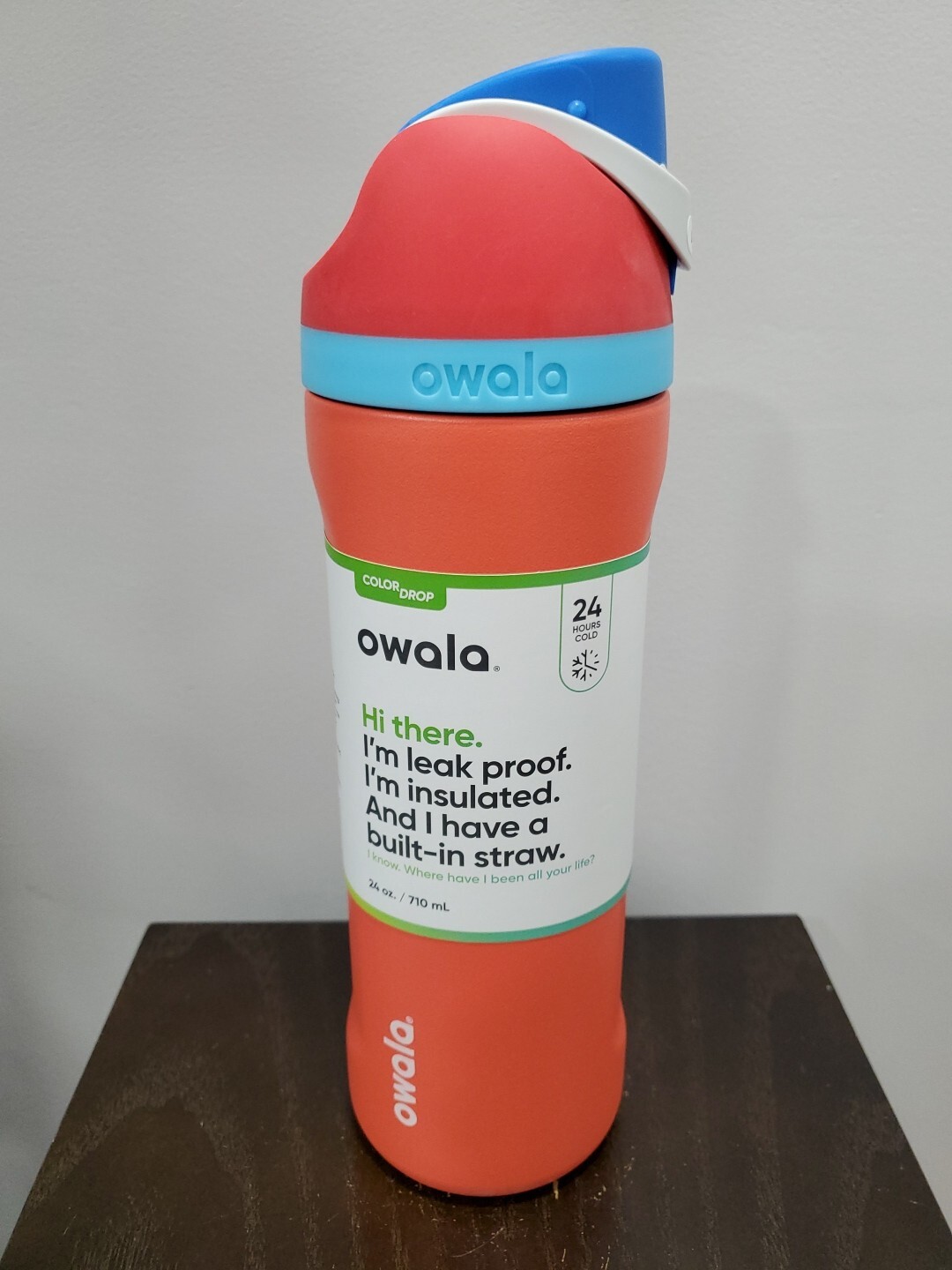 Owala FreeSip Stainless Steel Water Bottle / 24oz / Color: U.S. of Yay!