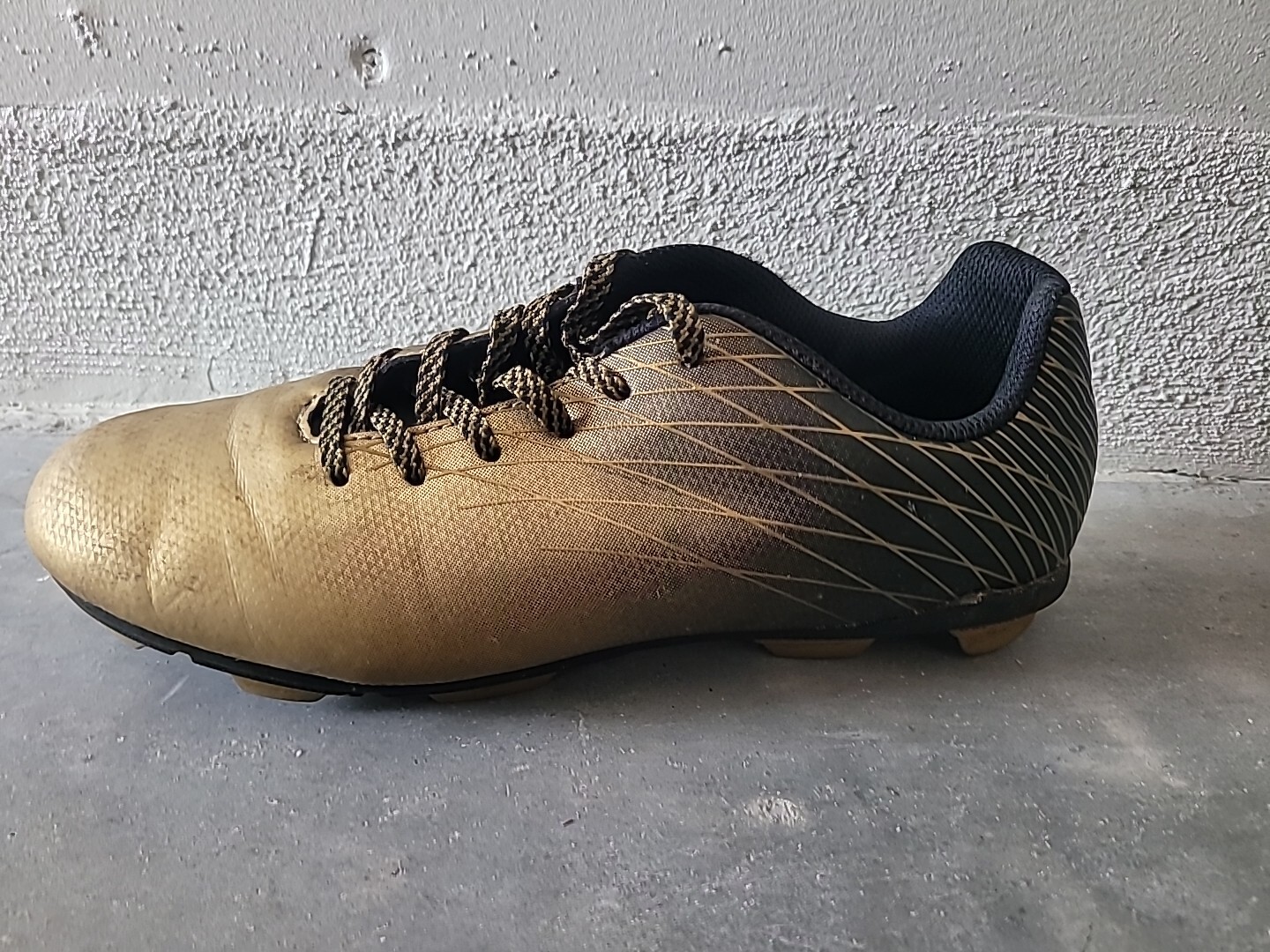 Gold Soccer Cleats Size 6