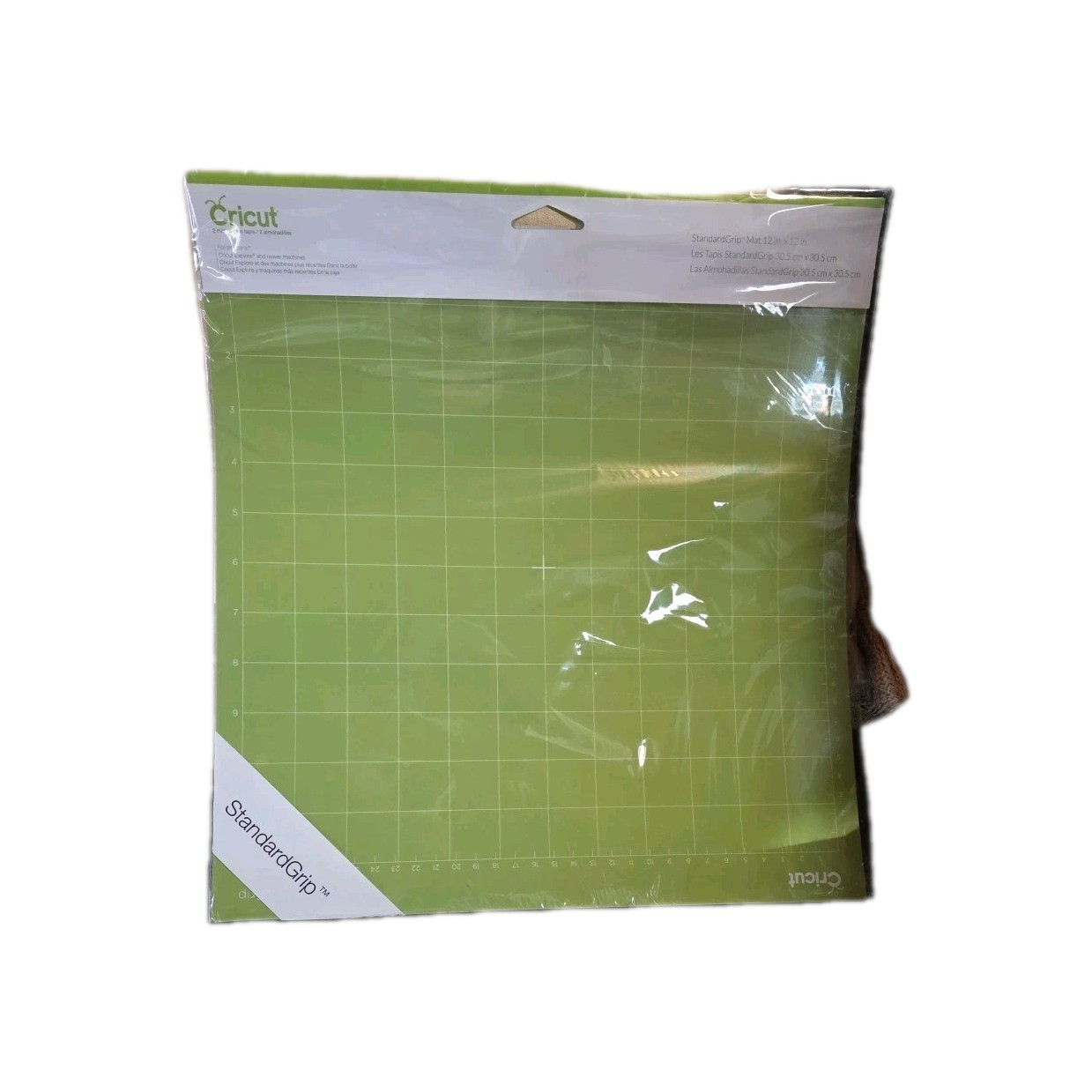 Cricut 2001974 Standard Grip Cutting Mat - 2 Pieces, Green