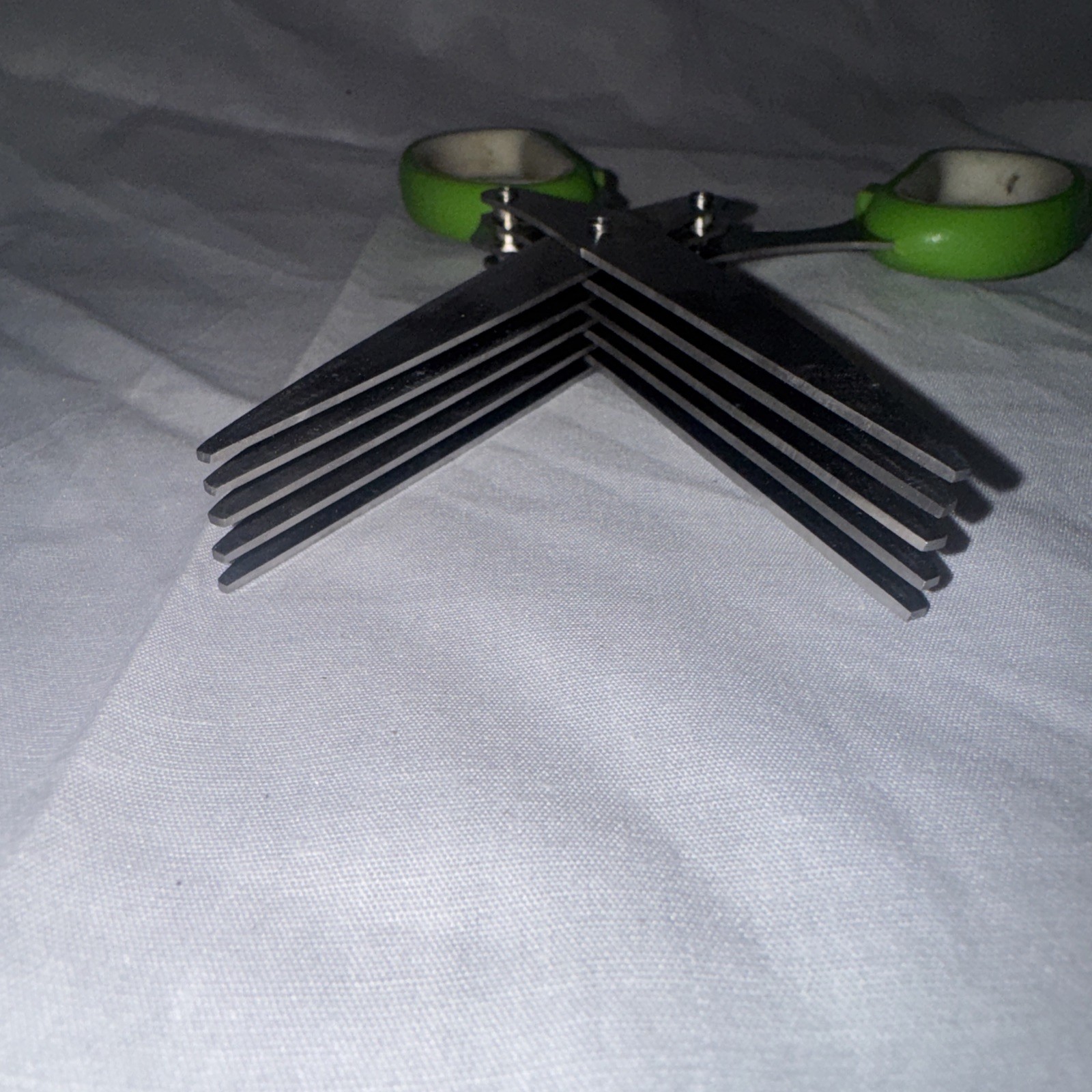 Herb Scissors Chop Herbs Easily with 5 Blade Scissors Onion Cutter Kitchen Tool