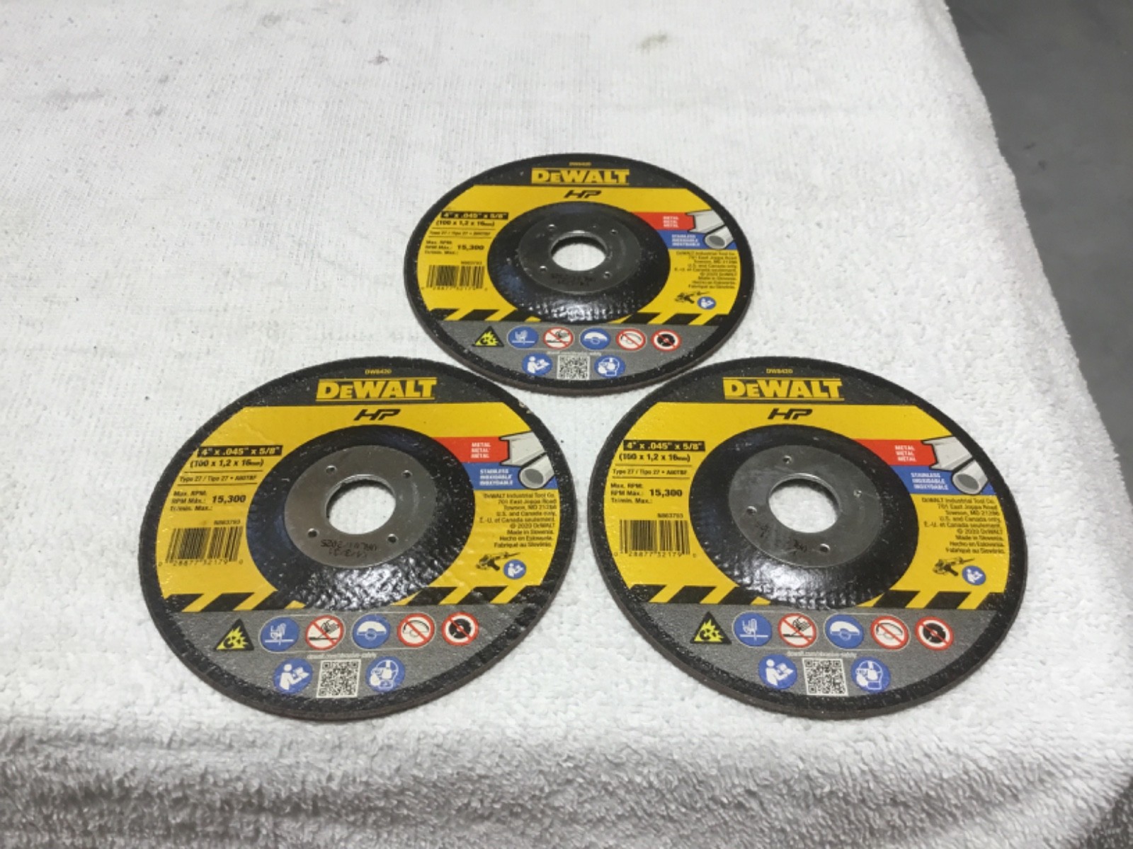 DEWALT DW8420 METAL CUT- OFF DISK 4"x .045"x5/8" BRAND NEW LOT OF 3 DISK.