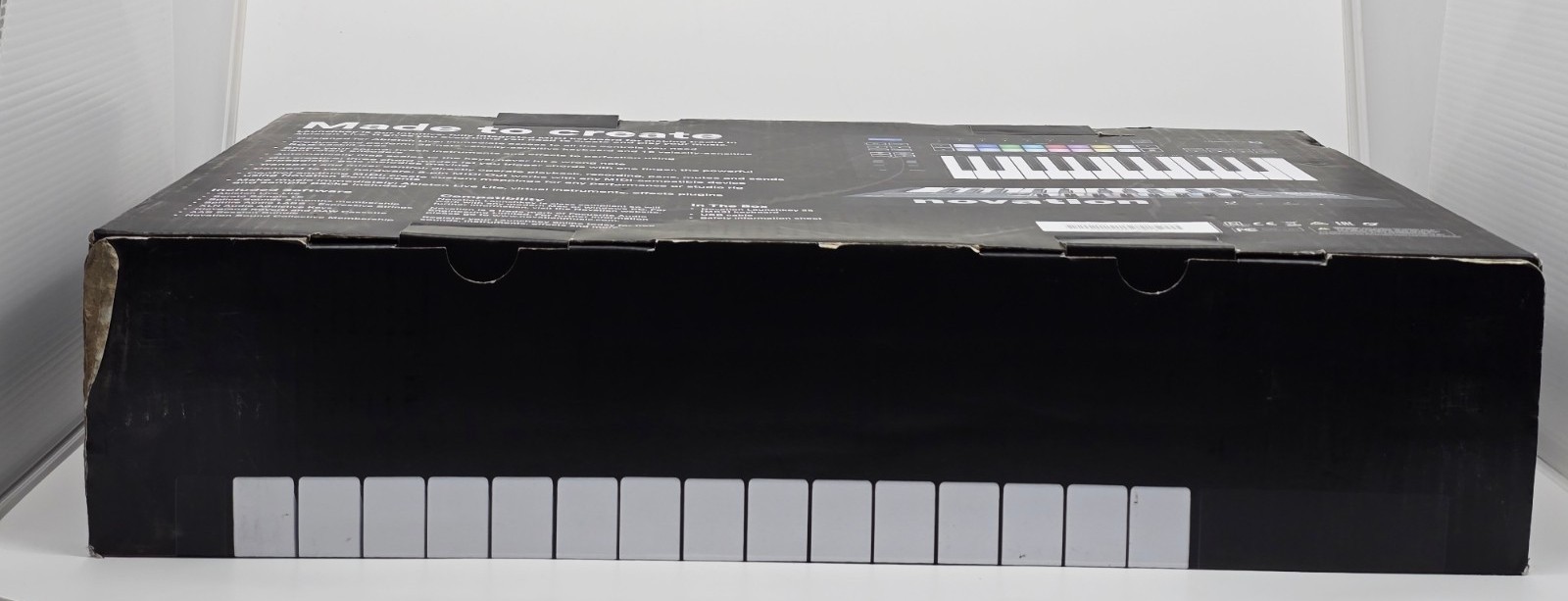 Novation Launchkey 25 MK3 25-Key USB MIDI Ableton Live Keyboard Controller
