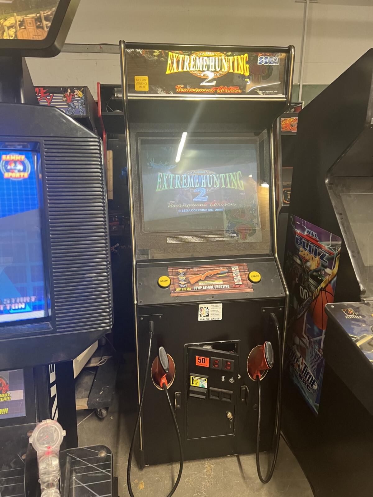 EXTREME HUNTING 2 ARCADE MACHINE by SEGA 2006 (Excellent Condition) *RARE*